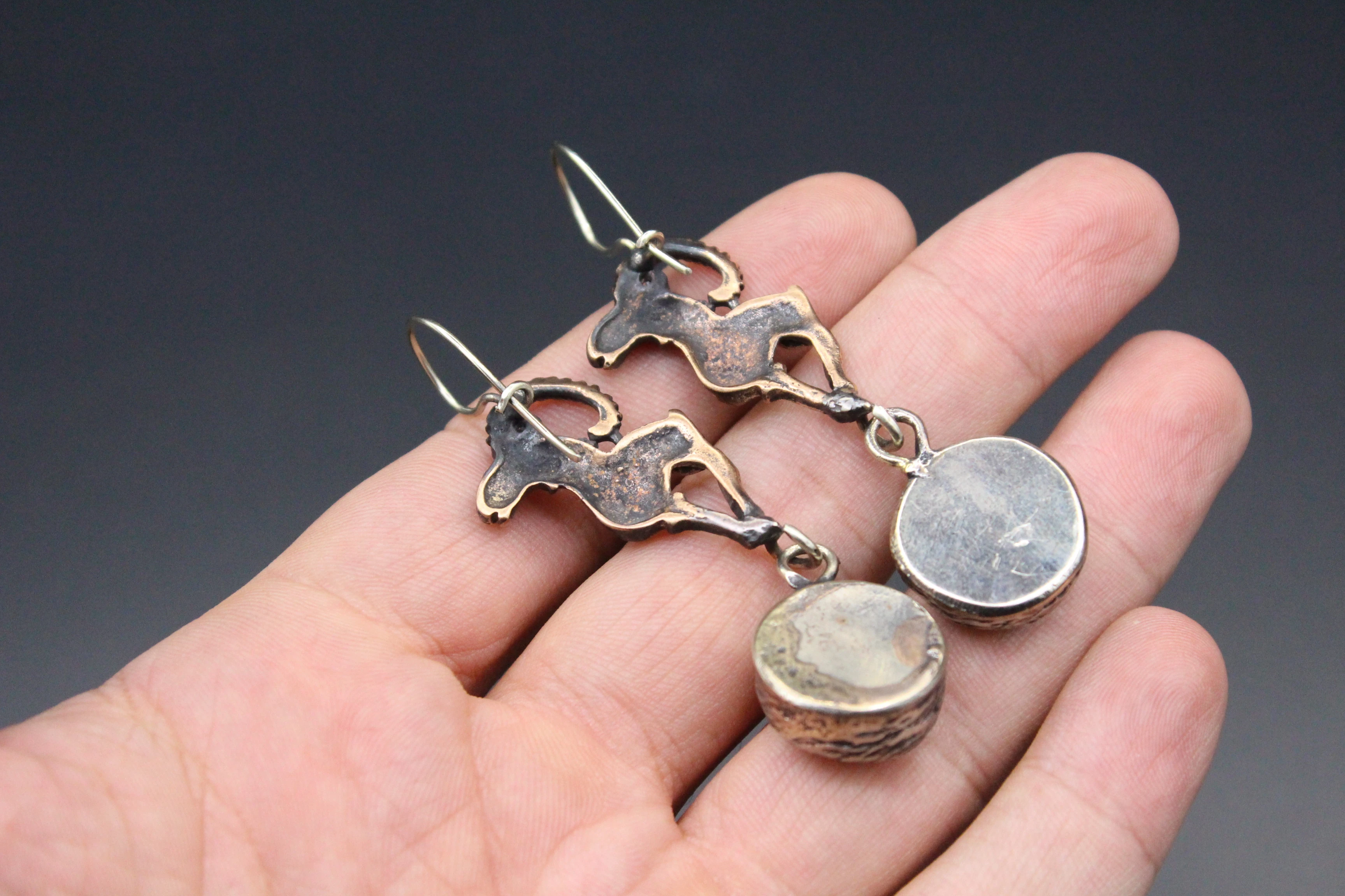 Bronze Küpe, Dağ Keçisi desenli Küpe, Zircon Taşlı Küpe, Boho Küpe, 