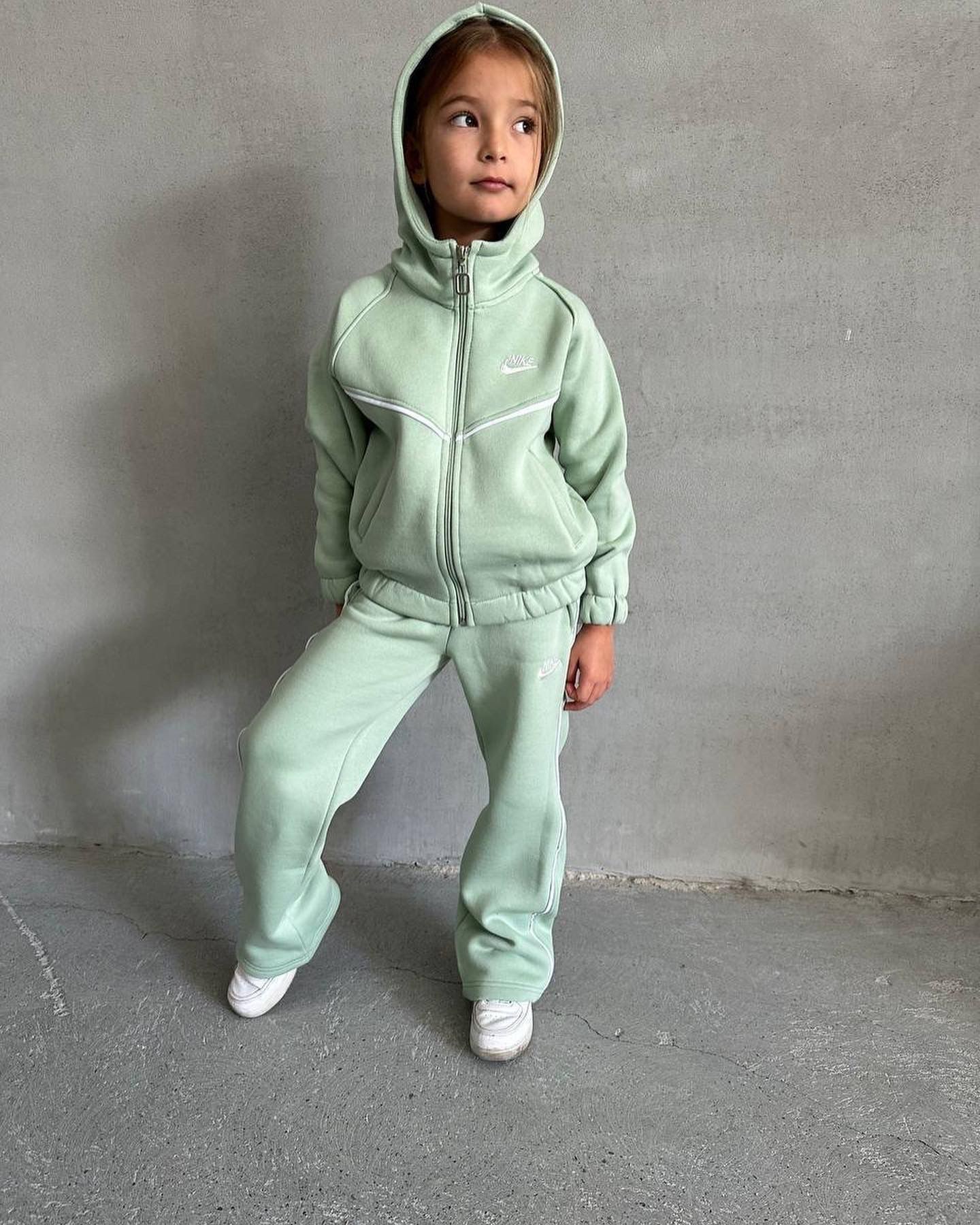 Beecool Şardonlu Unisex Takım