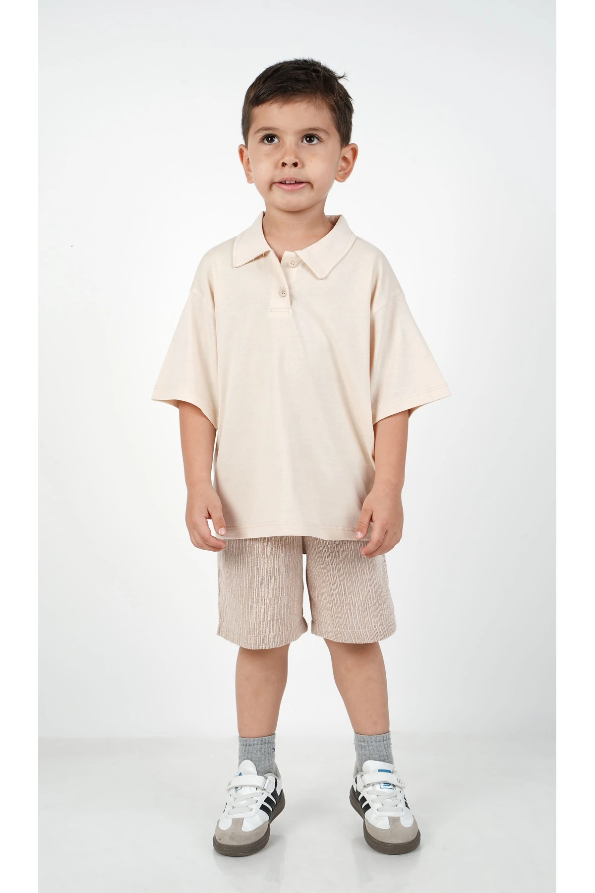 Erkek Çocuk Oversize Penye Polo Yakalı Keten Şortlu 2'li İkili Alt Üst Takım