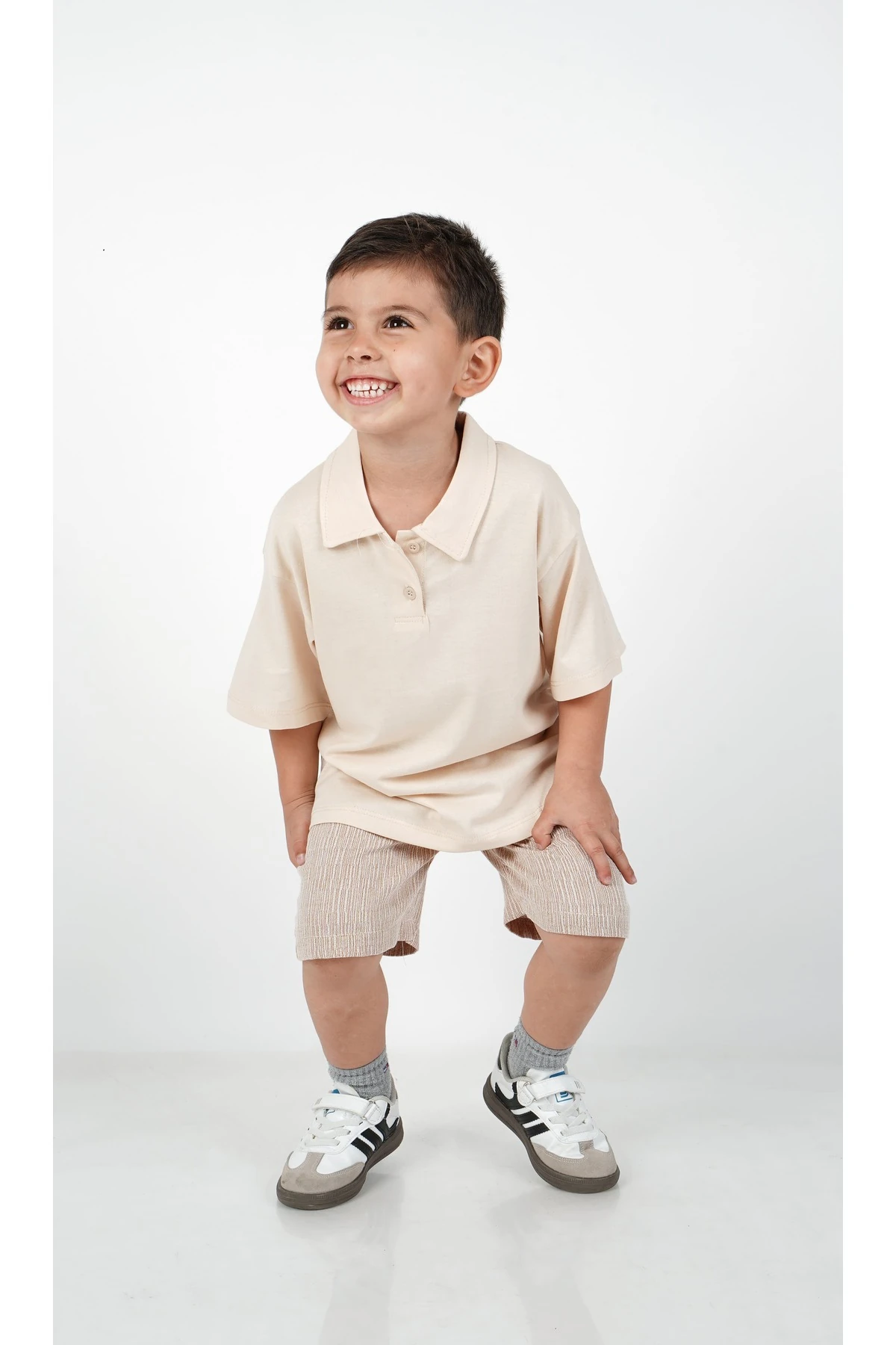 Erkek Çocuk Oversize Penye Polo Yakalı Keten Şortlu 2'li İkili Alt Üst Takım