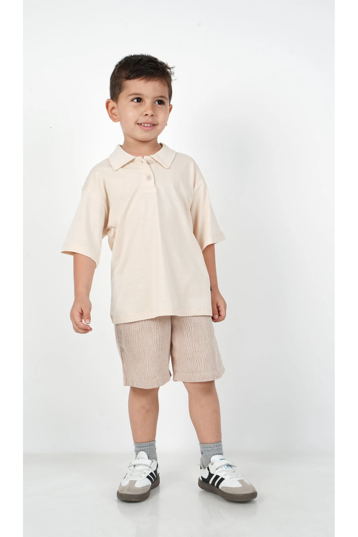 Erkek Çocuk Oversize Penye Polo Yakalı Keten Şortlu 2'li İkili Alt Üst Takım