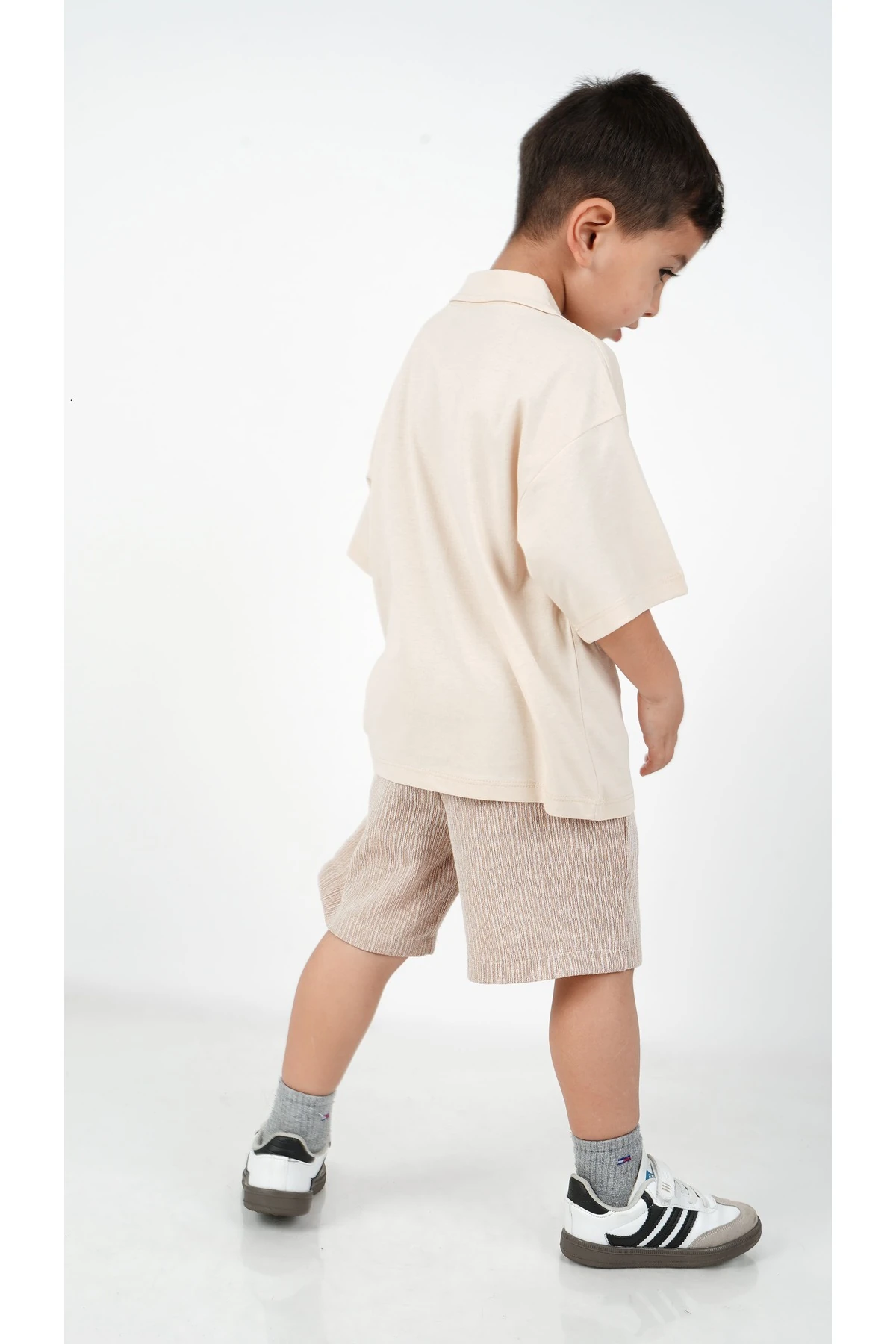Erkek Çocuk Oversize Penye Polo Yakalı Keten Şortlu 2'li İkili Alt Üst Takım