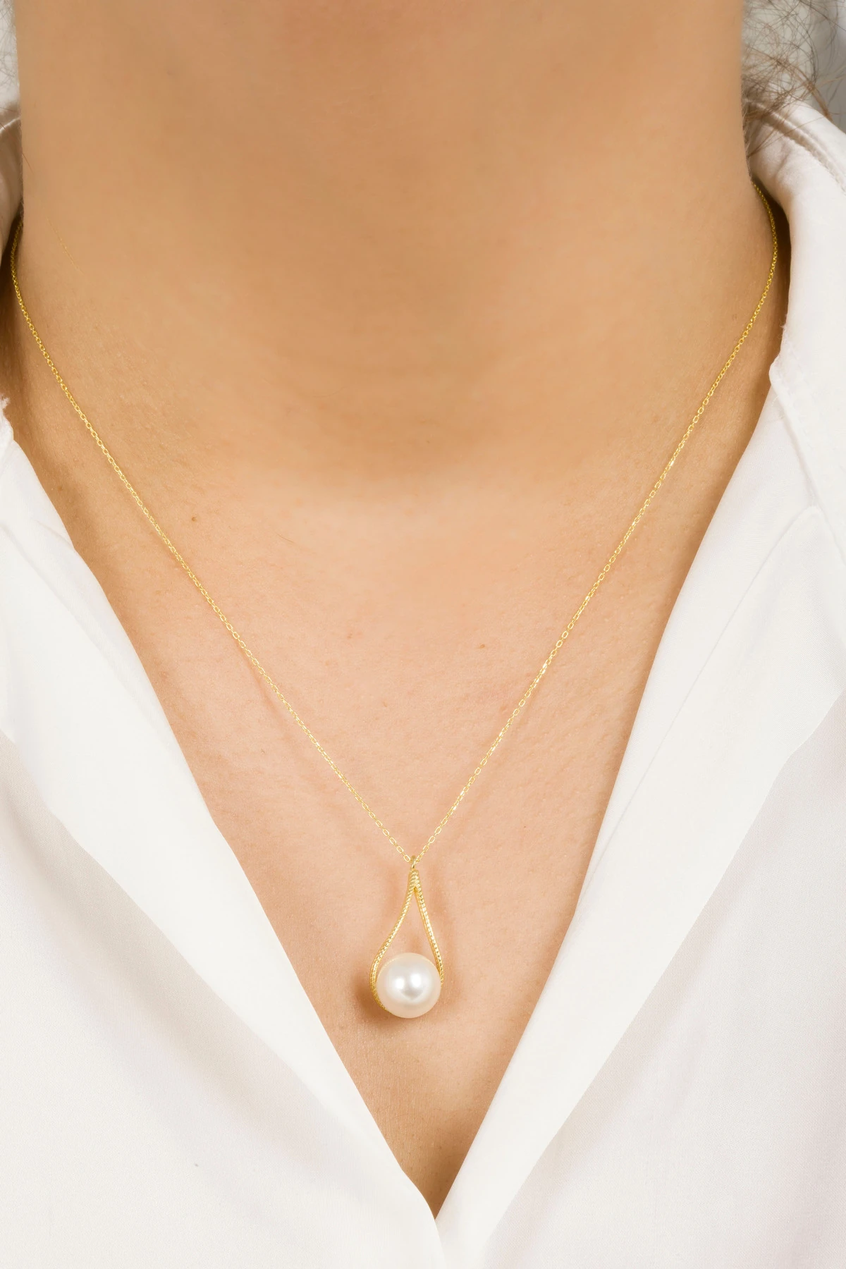 Gümüş İnci Kadın Kolye 10mm Gold Kaplamalı - Zarif Kadın Takı Modeli