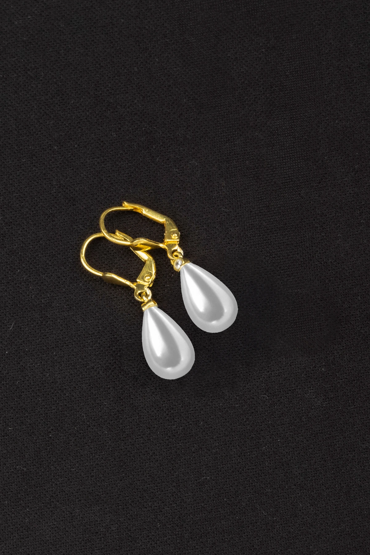 Gümüş Damla Model Kadın İnci Gold Mengeç Küpe 8x12 mm