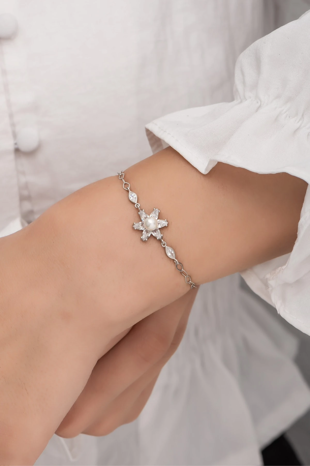 Incili Lotus Beyaz Taşlı Rodaj Bileklik-925 Ayar Gümüş