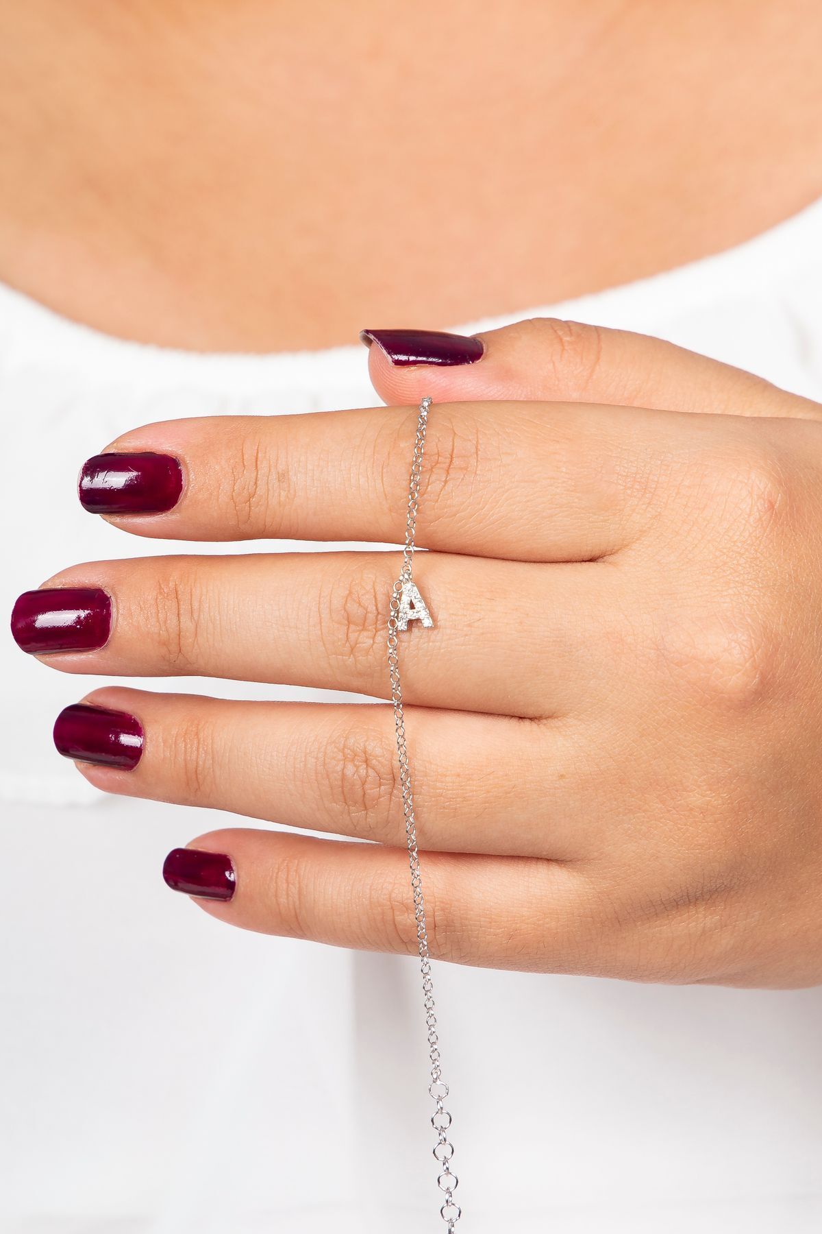 Gümüş Minimal Harf Kadın Bileklik