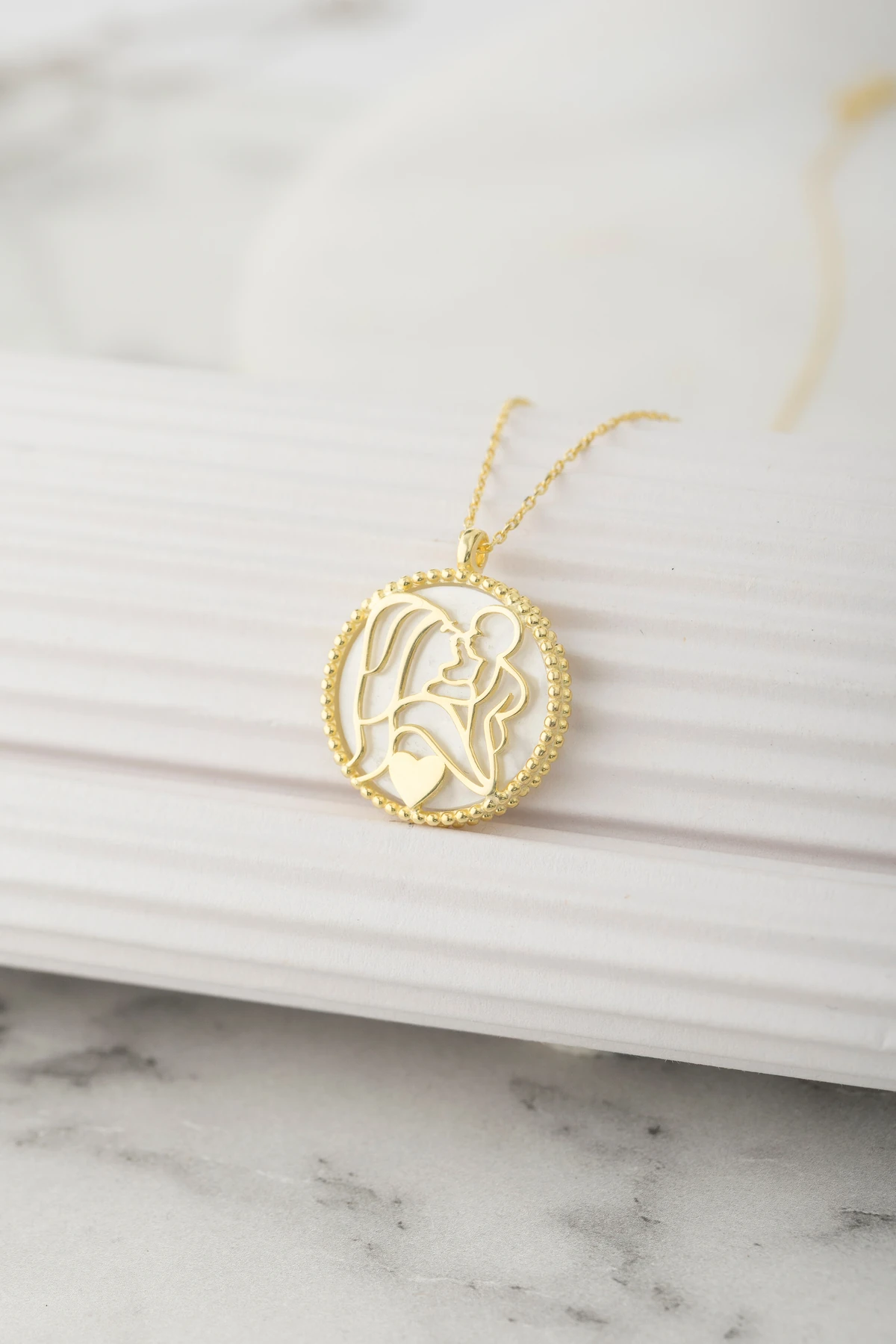 Anne Bebek Beyaz Gold 925 Ayar Gümüş Kolye