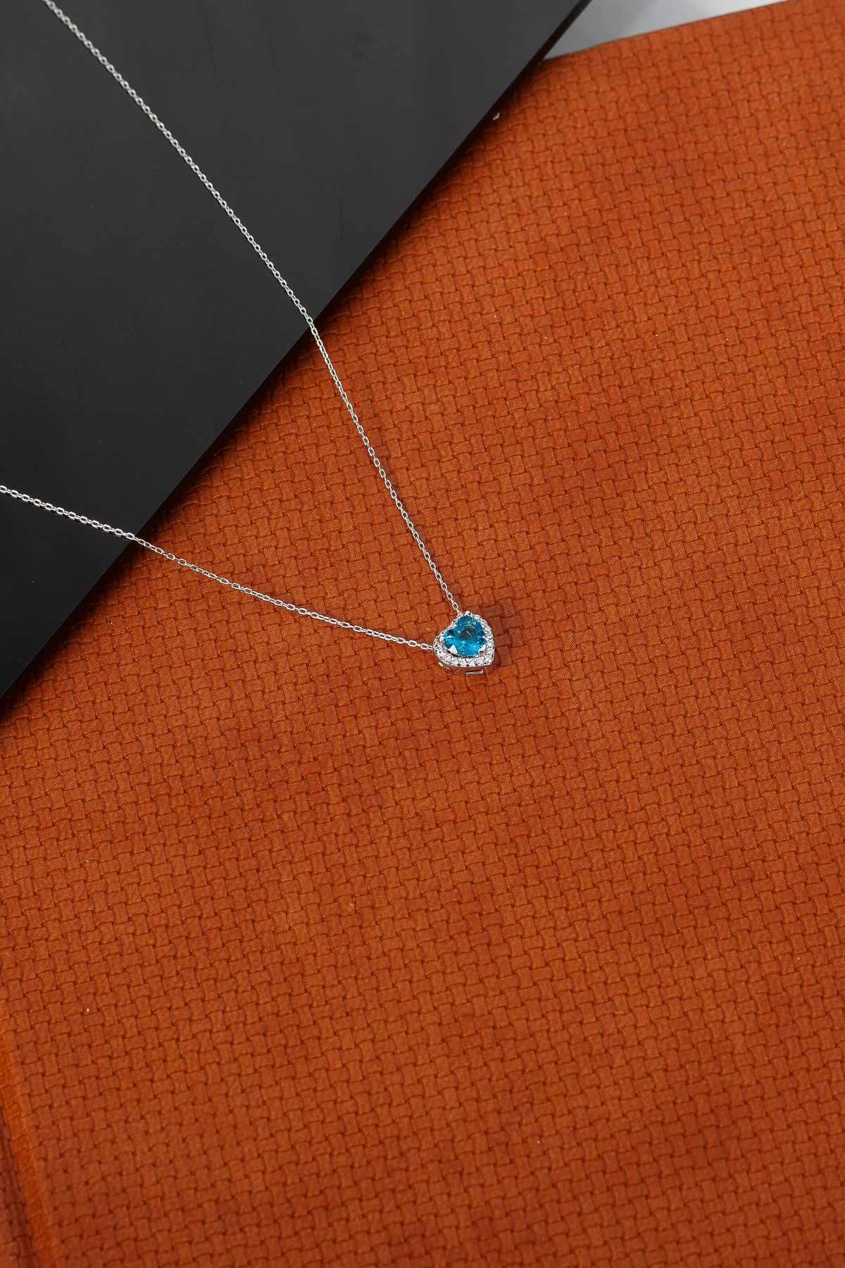 925 AYAR GÜMÜŞ RODAJ AKUAMARİN TAŞLI KALP KOLYE