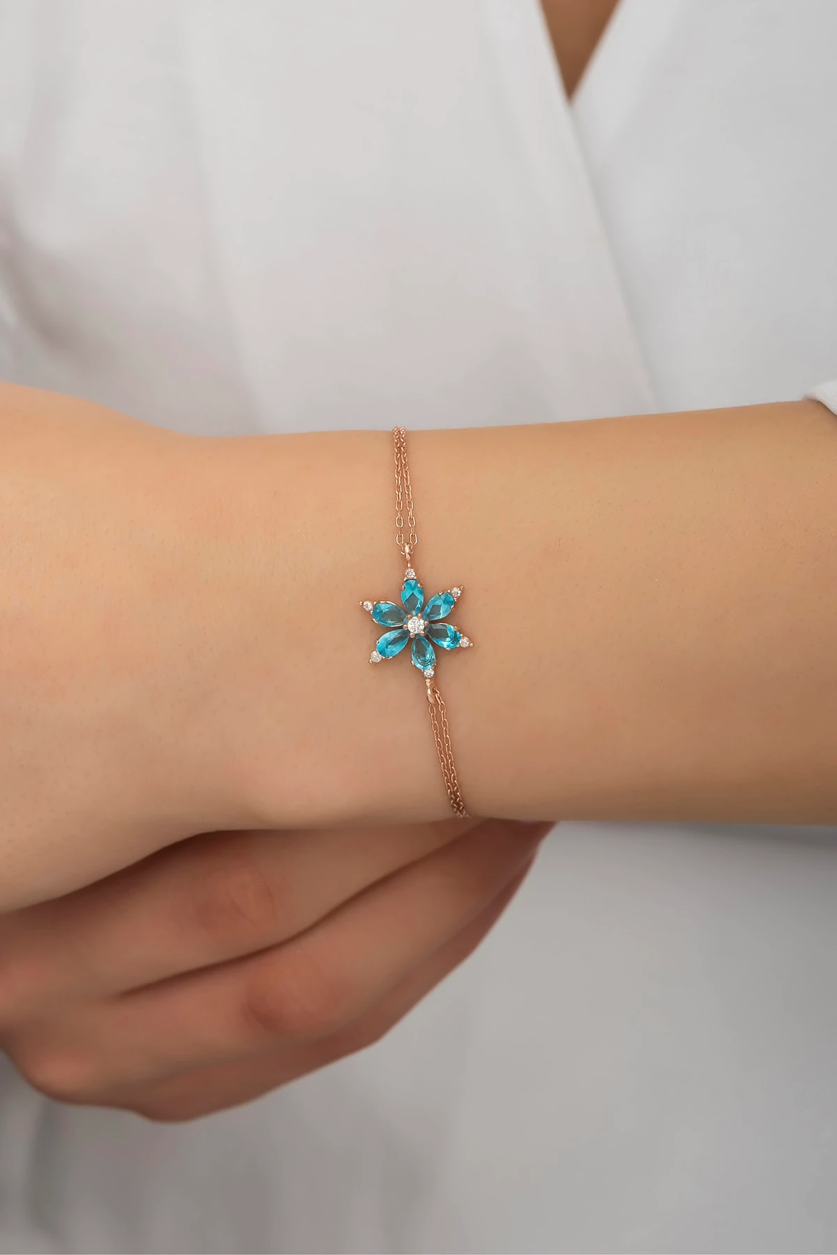 Akuamarin Taşlı Yıldız Çiçeği Bileklik