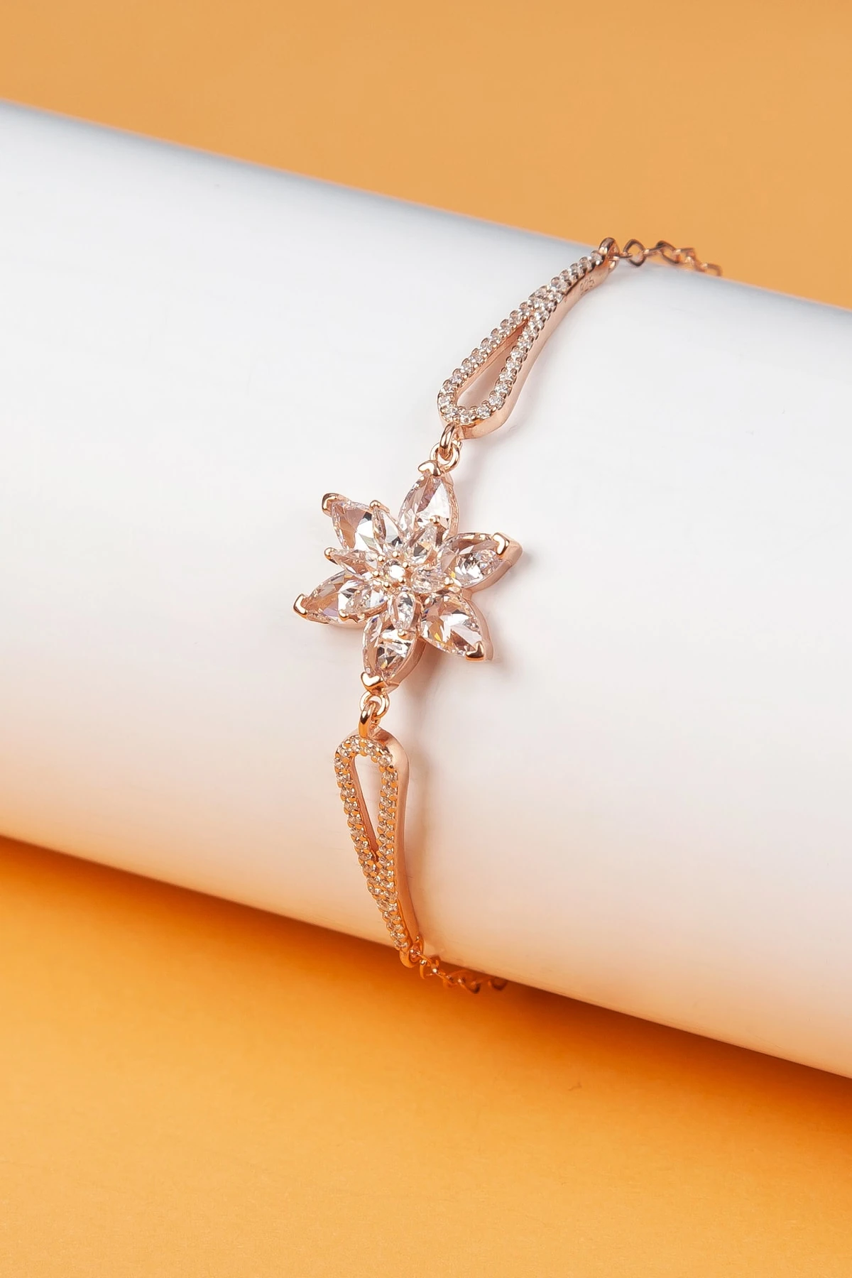 Beyaz Taşlı Rose Lotus Çiçeği Bileklik-925 Ayar Gümüş