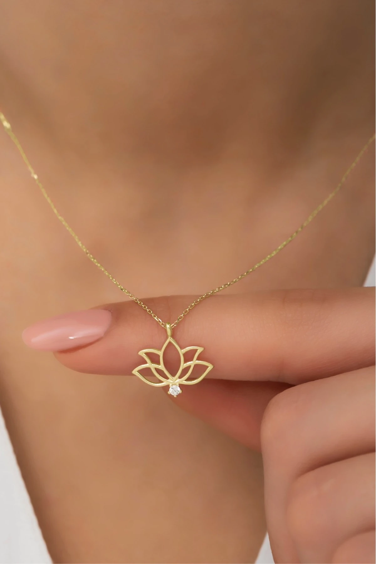 Lotus Çiçeği Figürlü Gold Kolye-925 Ayar Gümüş