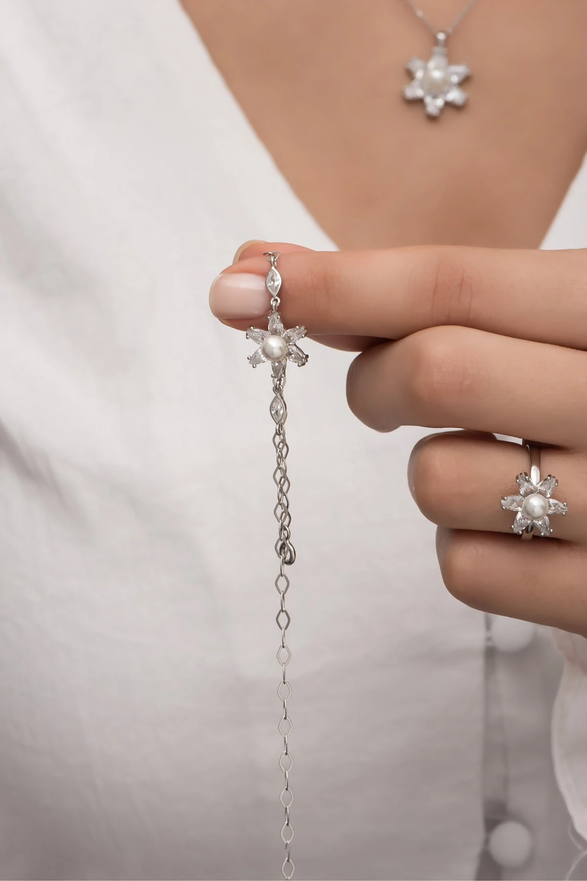 Incili Lotus Beyaz Taşlı Rodaj Bileklik-925 Ayar Gümüş