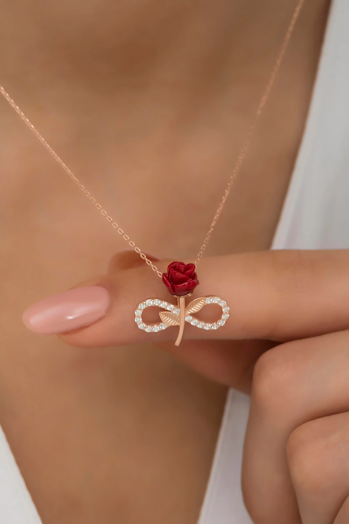 Gümüş Kırmızı Gül Sonsuzluk Kolye