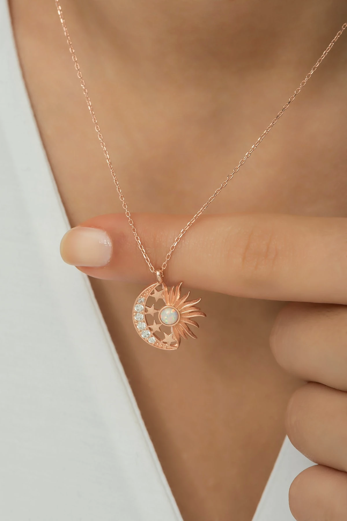 Opal Beyaz Taşlı Ay Ve Güneş Kolye-925 Ayar Gümüş