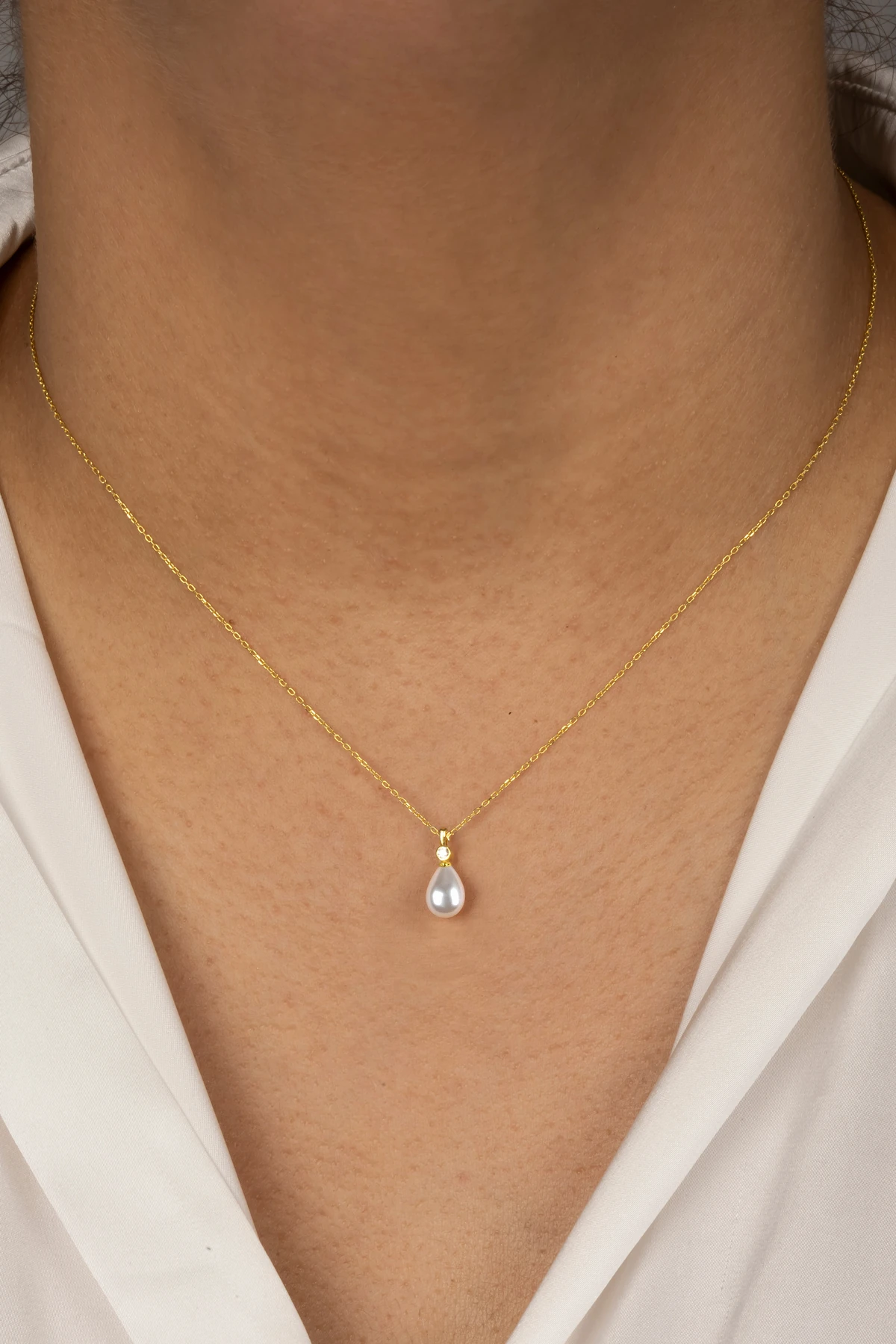 Gümüş Damla Model Kadın İnci Gold Kolye 8x12 mm