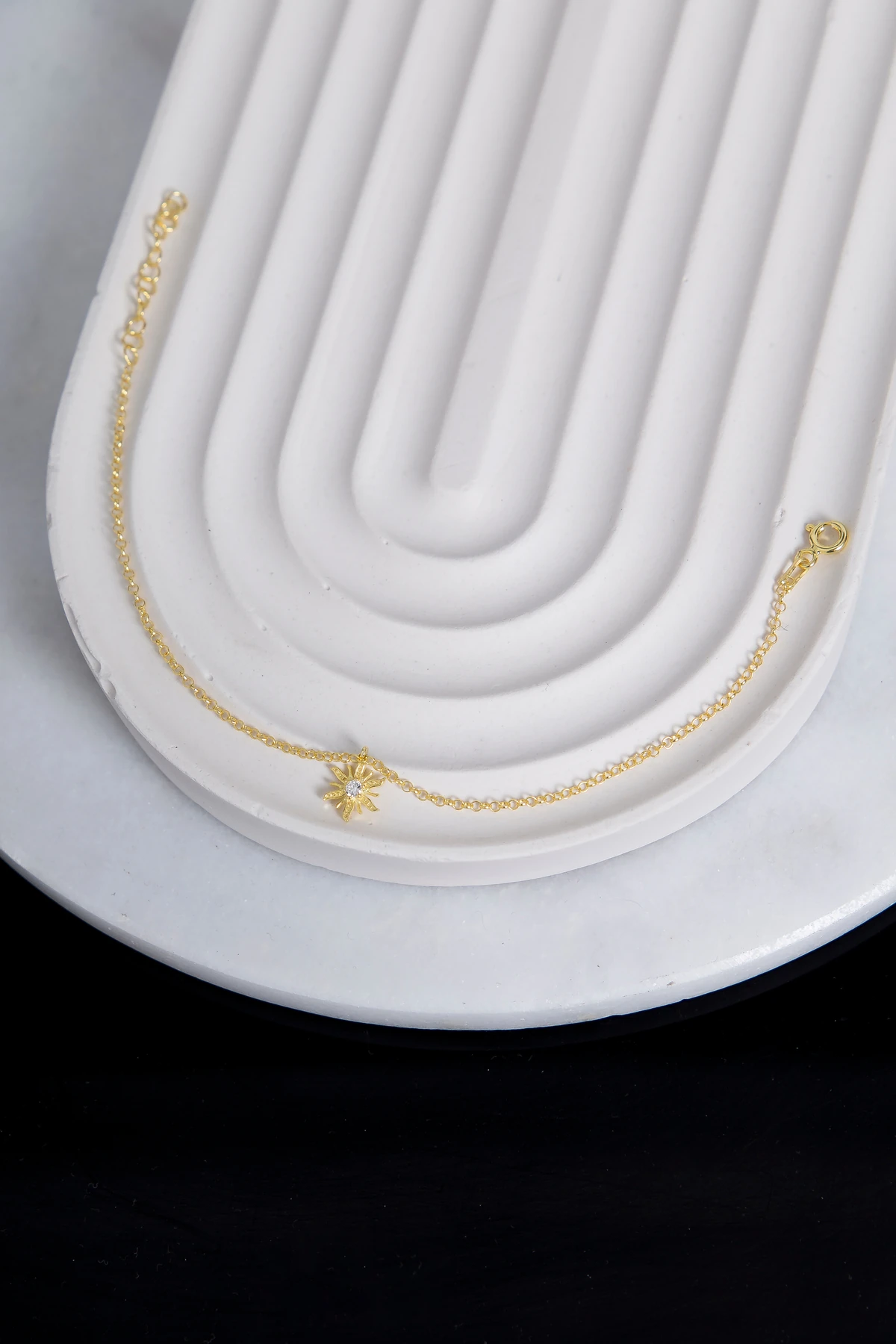 Gümüş Minimal Güneş Gold Bileklik