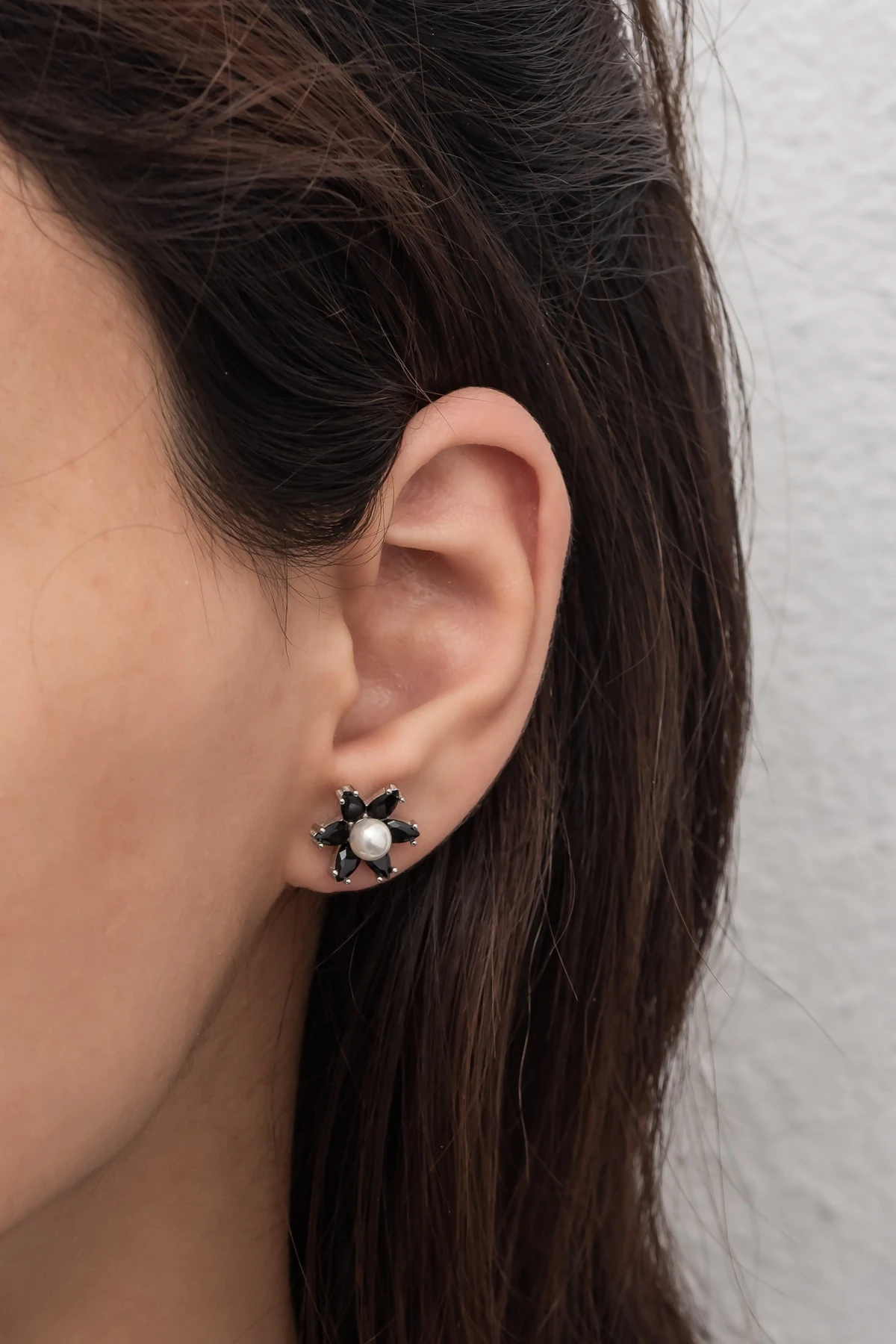 Incili Lotus Siyah Taşlı Rodaj Küpe-925 Ayar Gümüş