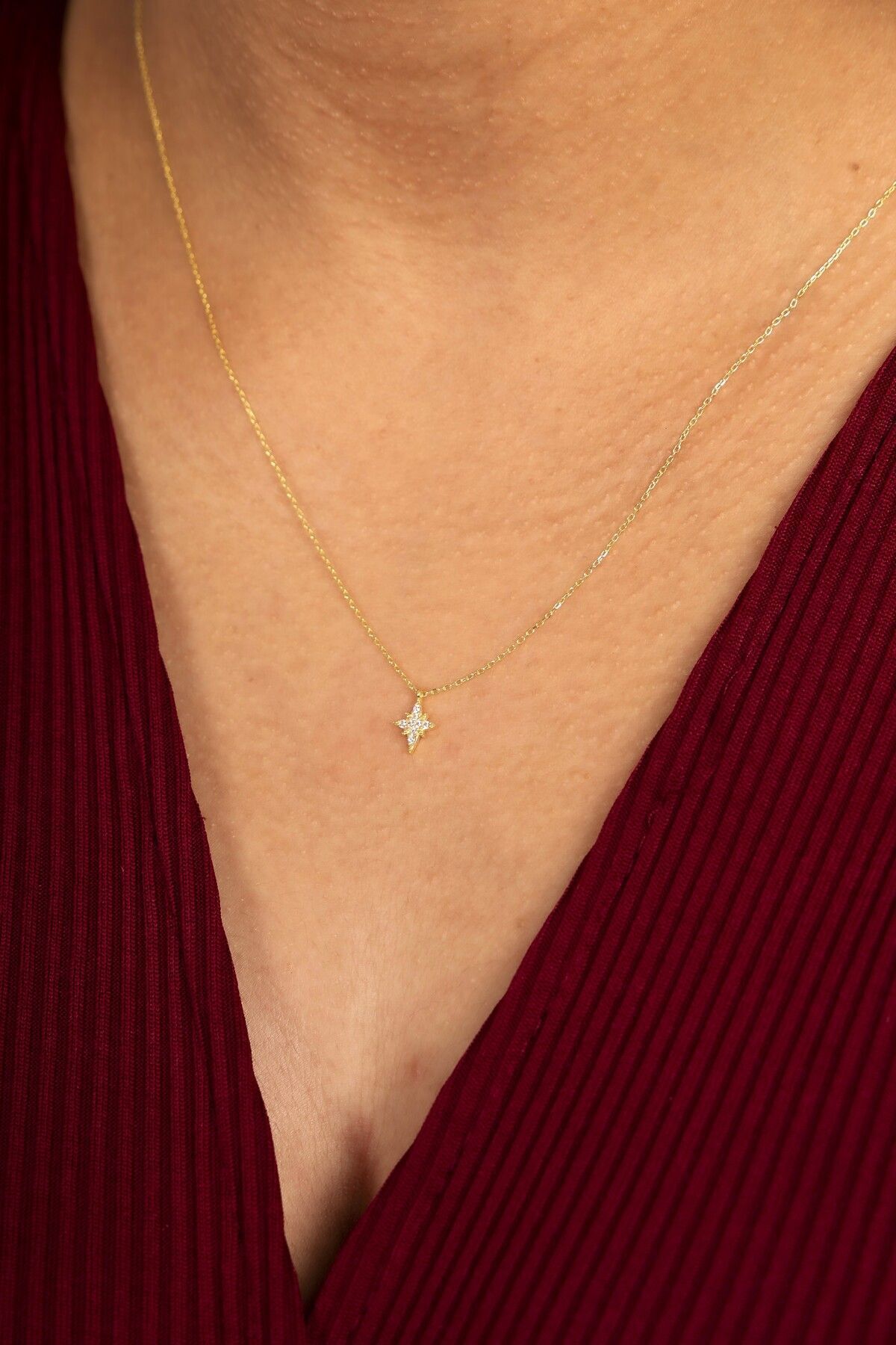 Gümüş Zirkon Taşlı Minimal Kutup Yıldızı Gold Kolye