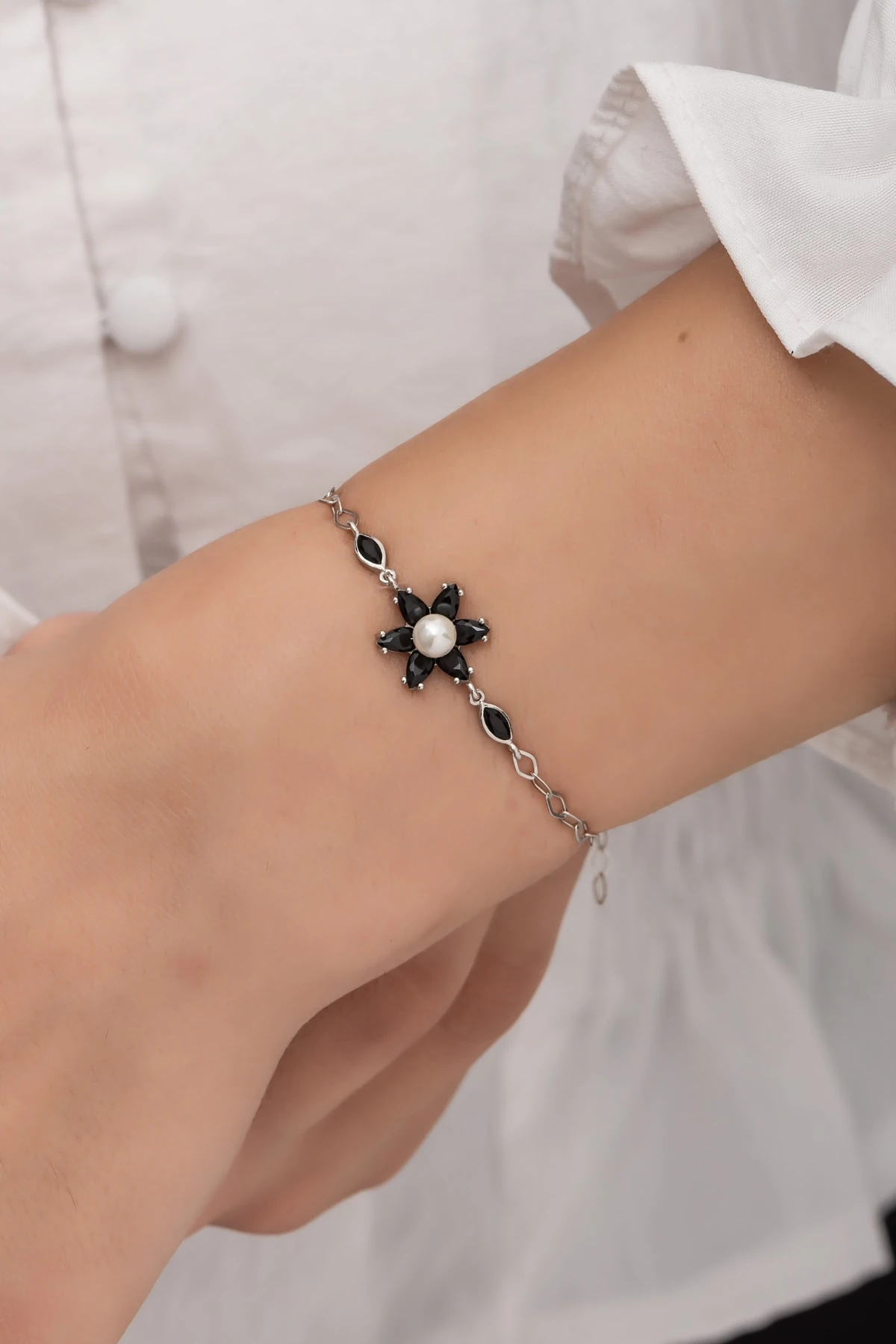 Incili Lotus Siyah Taşlı Rodaj Bileklik-925 Ayar Gümüş