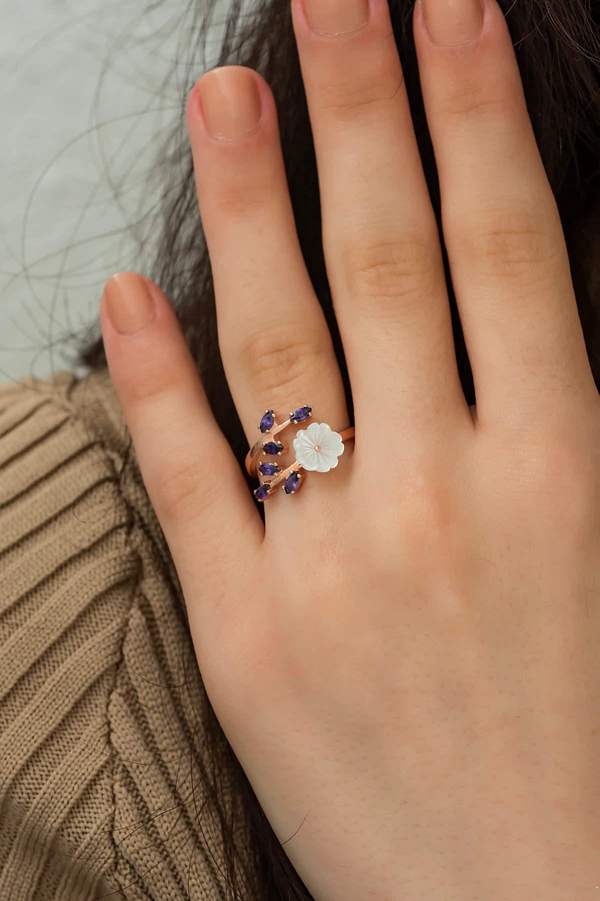 Ametist Taşlı Sedefli Manolya Ayarlanabilir Yüzük-925 Ayar Gümüş