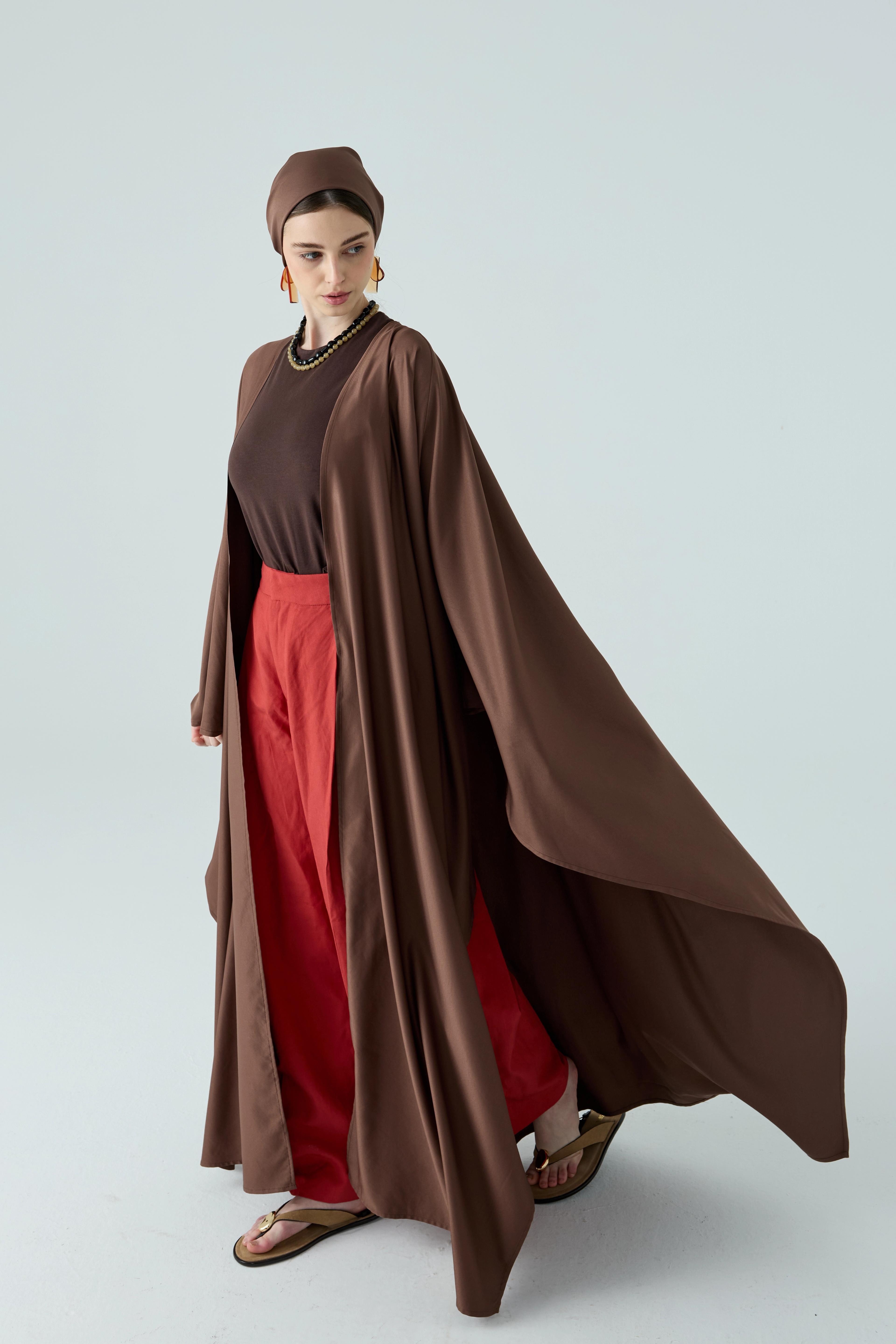 Kahverengi Şal Detaylı Abaya