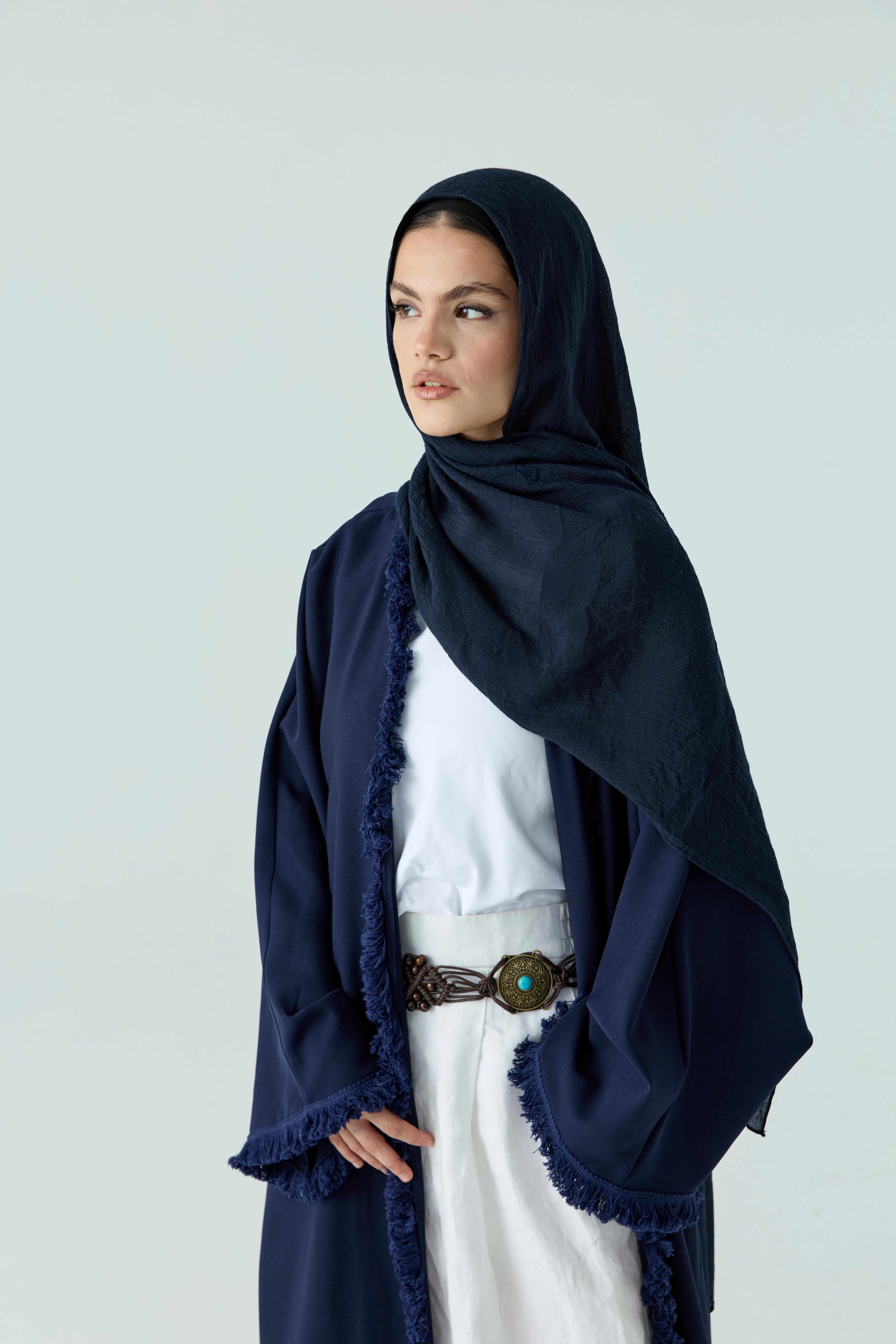 Lacivert Püskül Detaylı Abaya