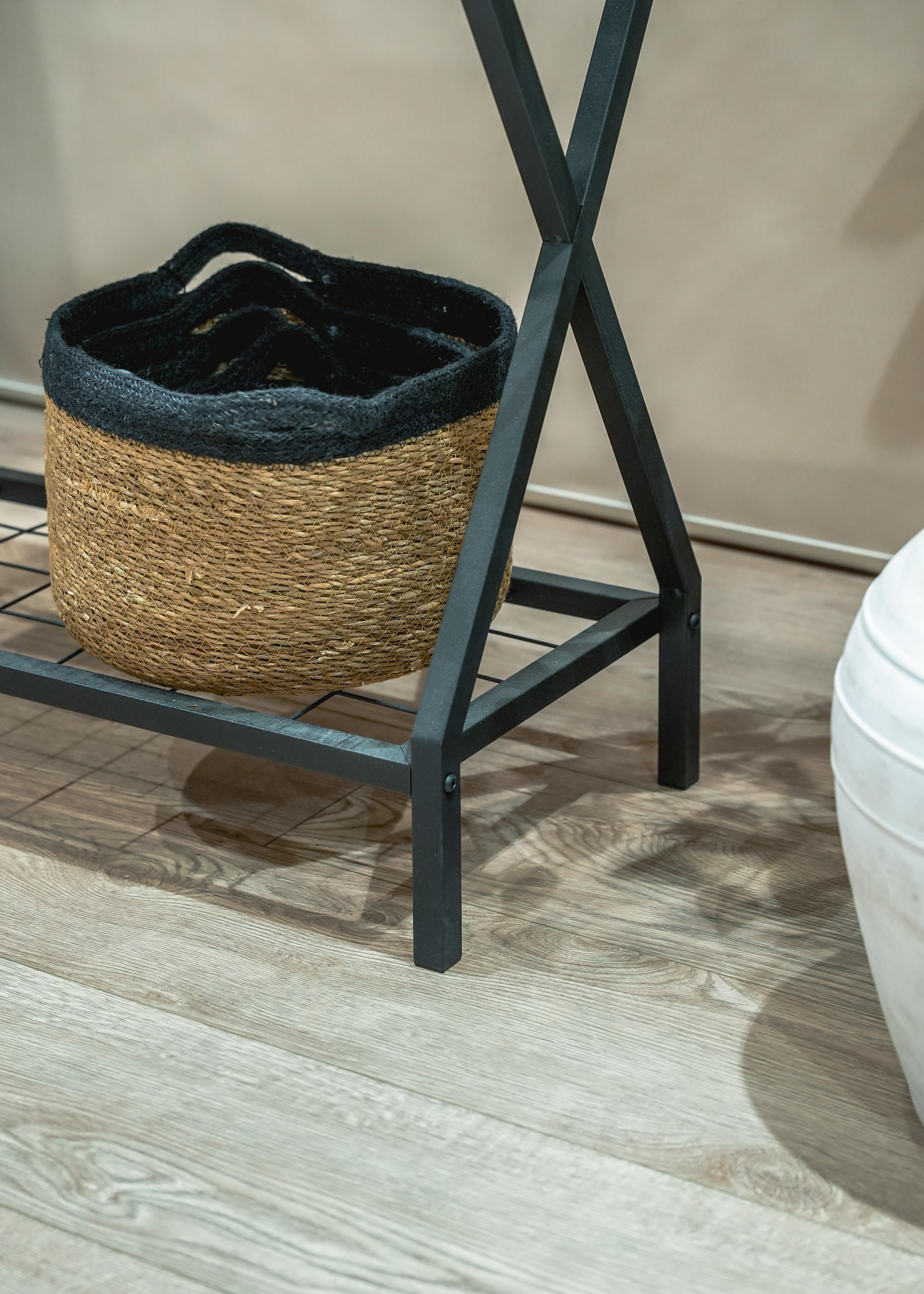 Ahşap Raflı Metal Dresuar – Salon ve Hol İçin Çok Amaçlı Dekoratif Raf