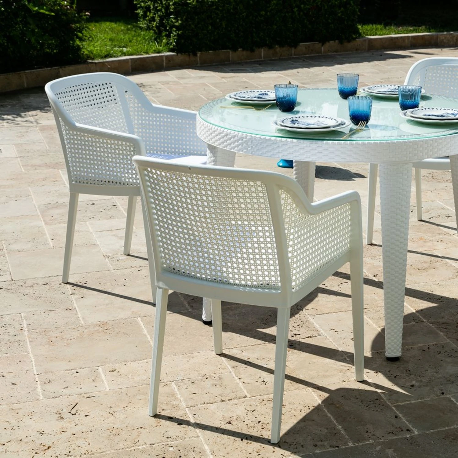 MASA TAKIMI Ø110 CM OKARA / ACACIA 4 KİŞİLİK CAMLI RATTAN