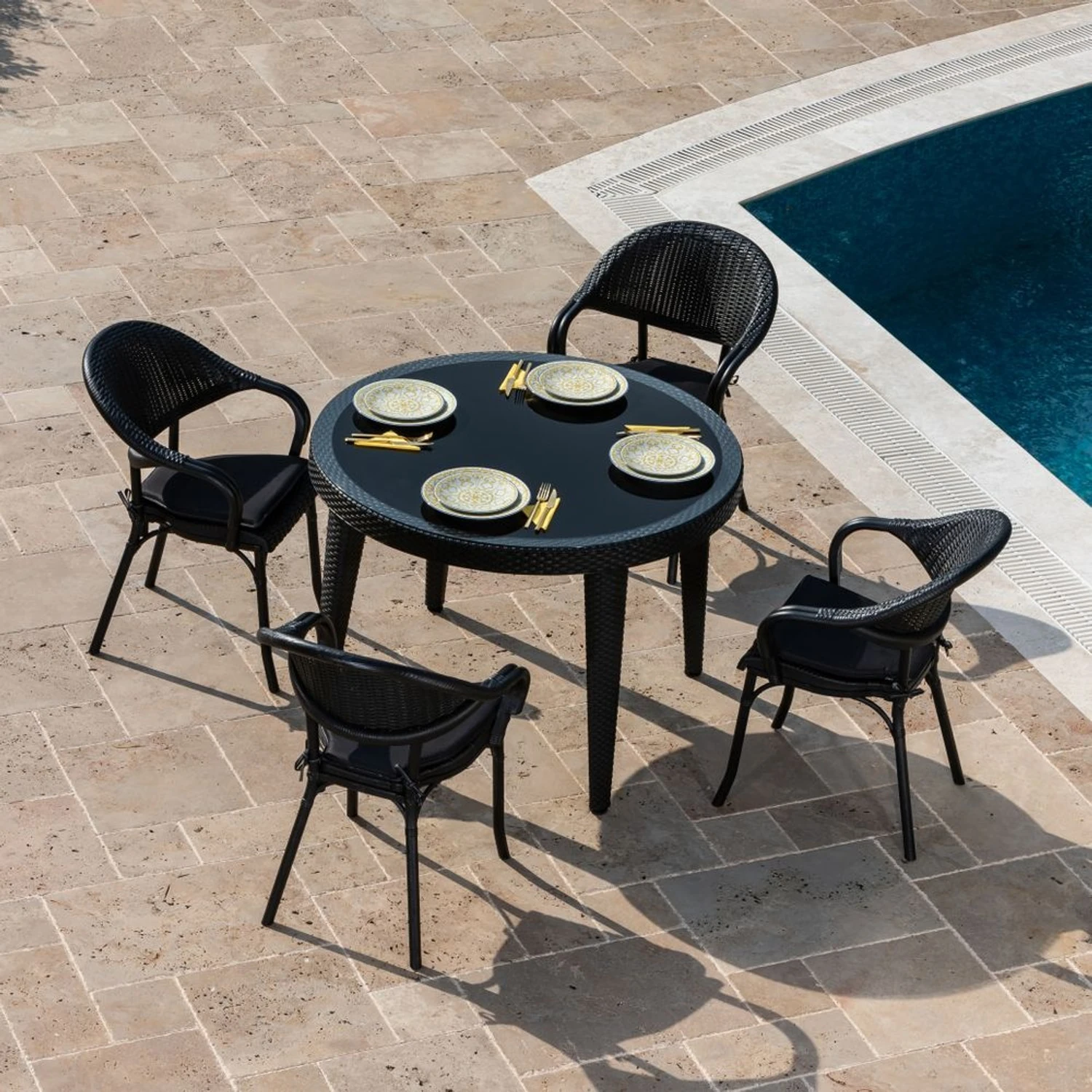 MASA TAKIMI Ø110 CM OKARA / FLAX-R 4 KİŞİLİK CAMLI RATTAN