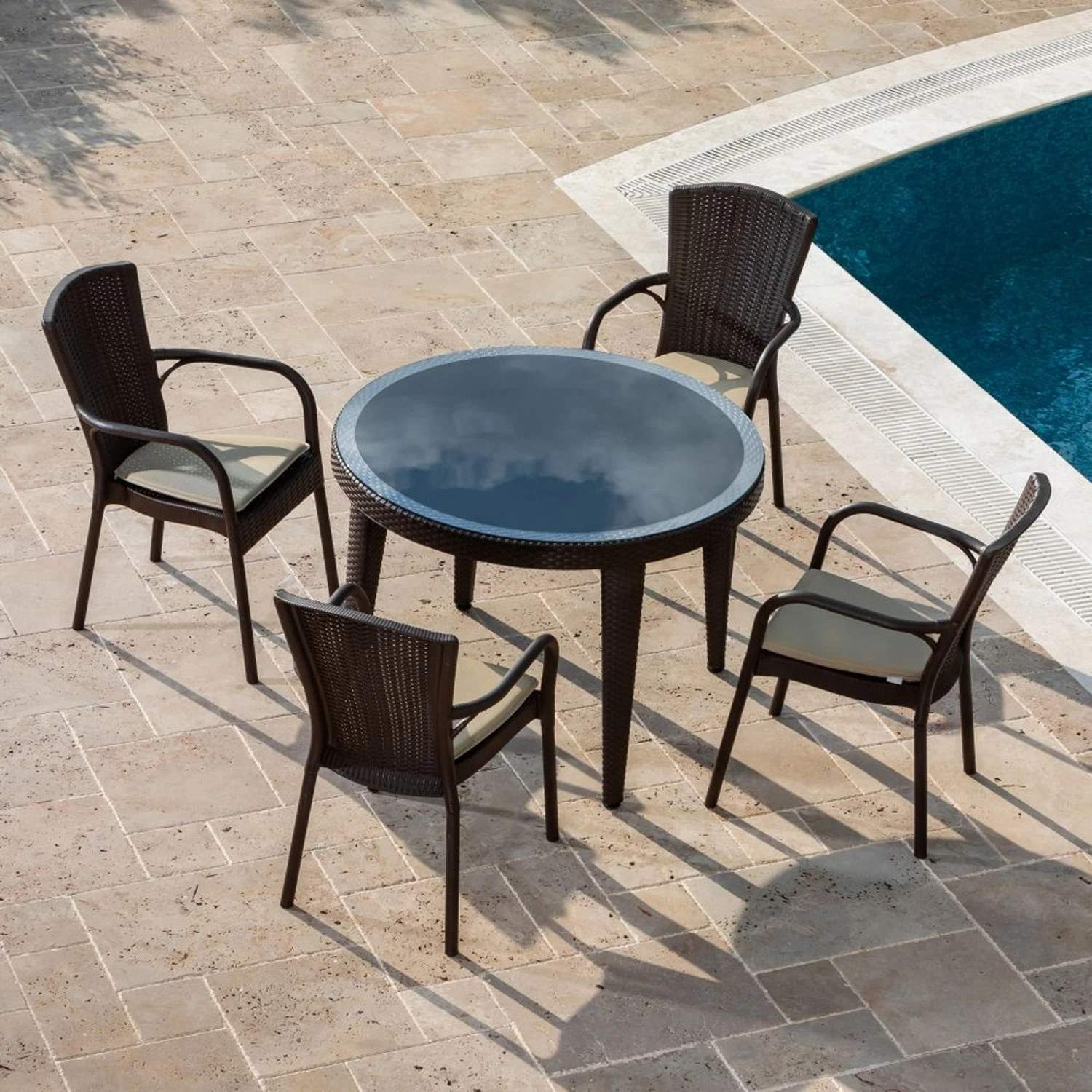 MASA TAKIMI Ø110 CM OKARA / CEDRA 4 KİŞİLİK CAMLI RATTAN