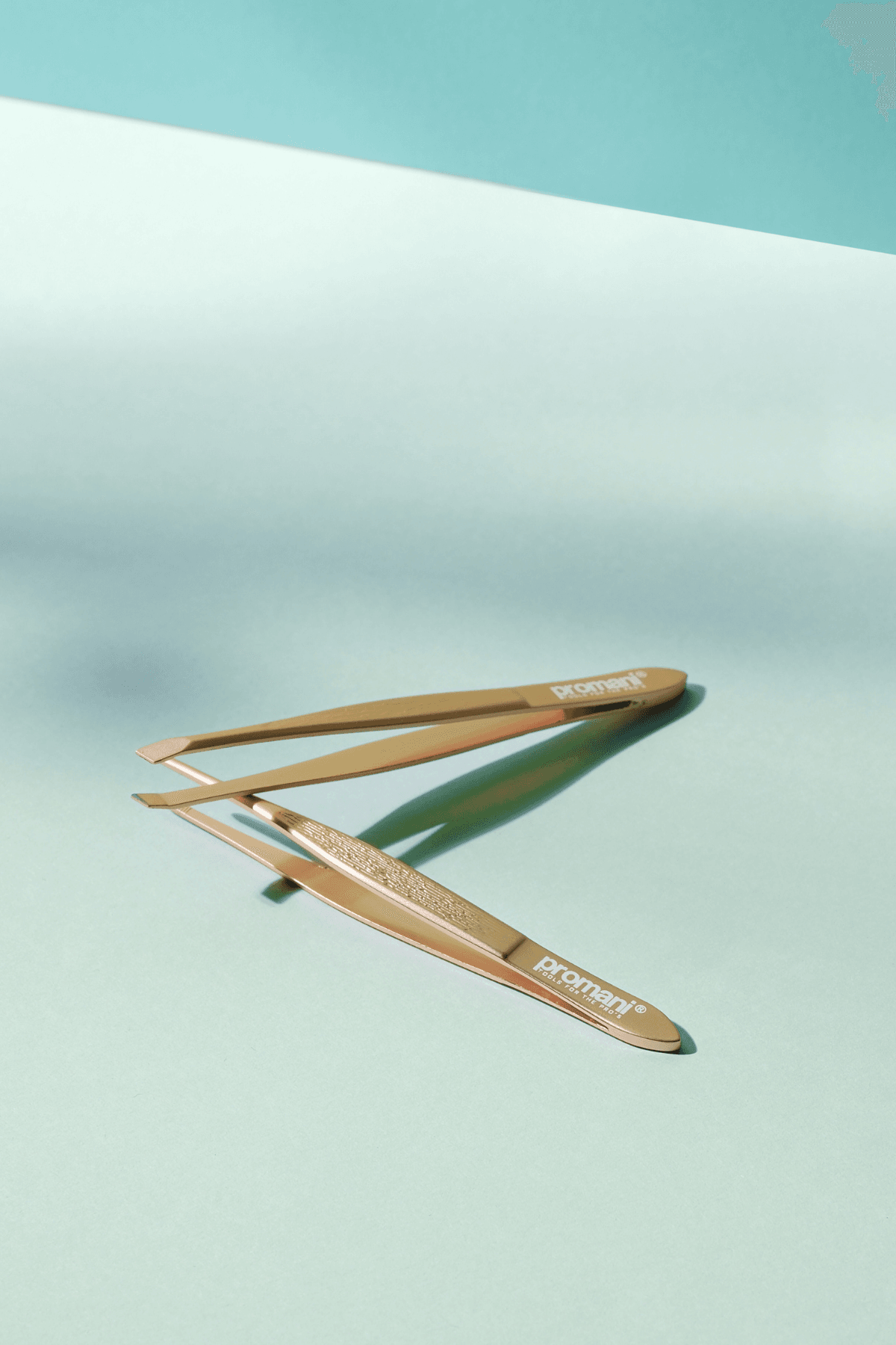 PROMANI ROSE GOLD 2-PACK TWEEERS (BELT/POINTED TIP)