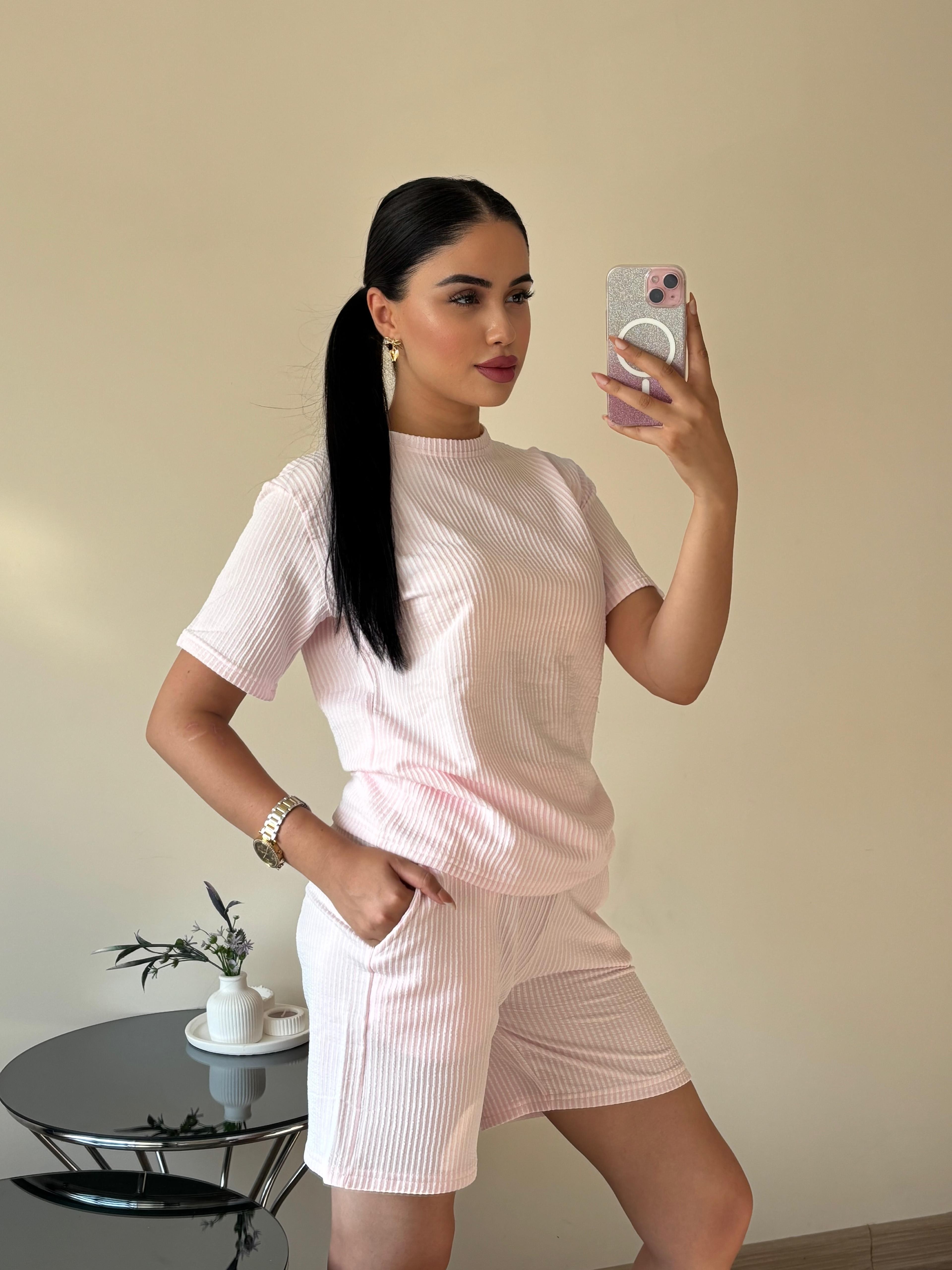 Su Yolu Şortlu Pembe Takım 