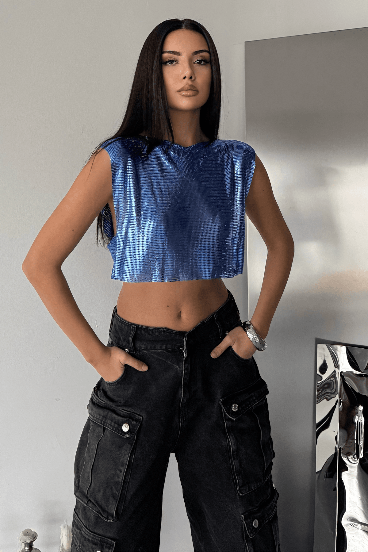 Geniş Kesim Zırh Kumaş Crop Bluz