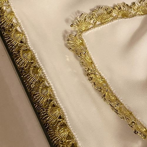 Nazende Gold Çiçek Oyalı İpek Şal
