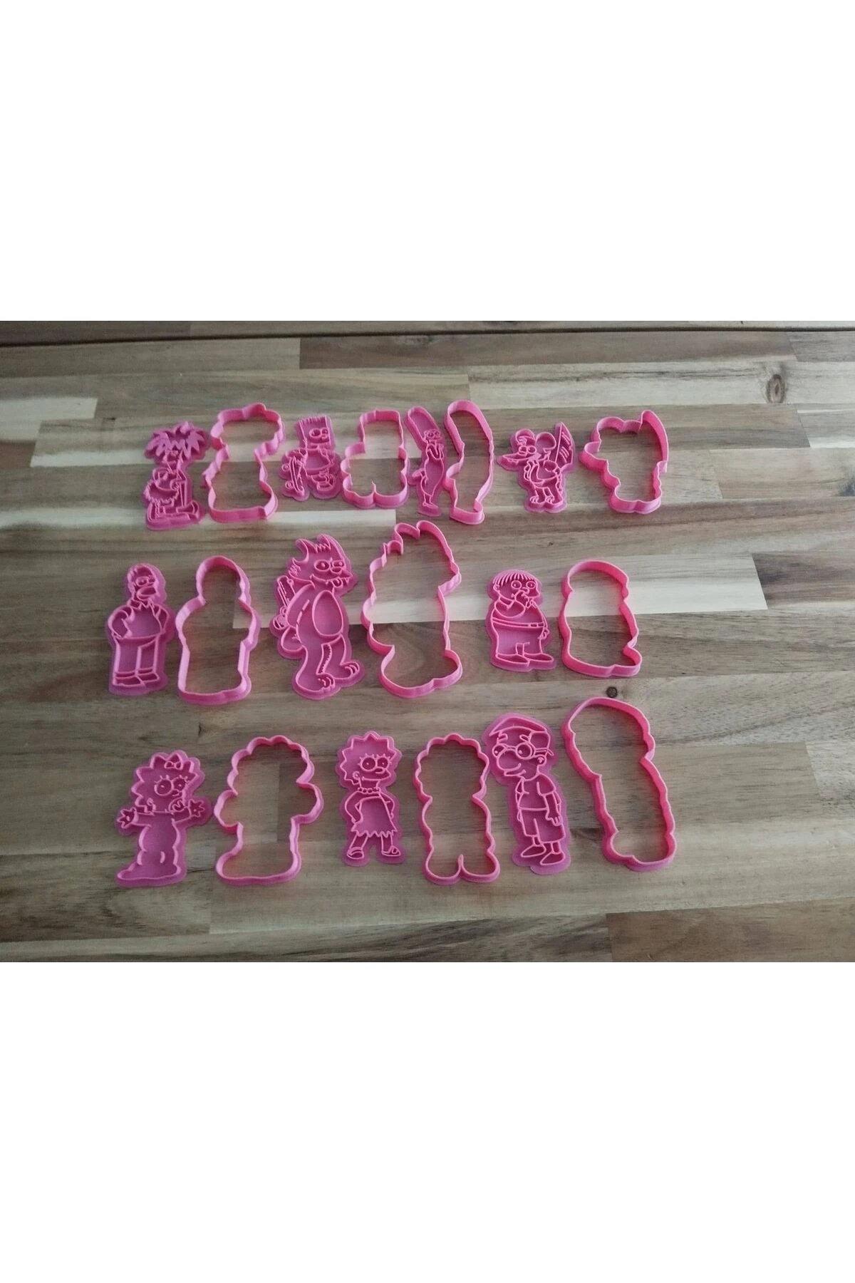 Simpsonlar Hamur Şekillendirici / Kurabiye / Seramik / Oyun Kalıbı