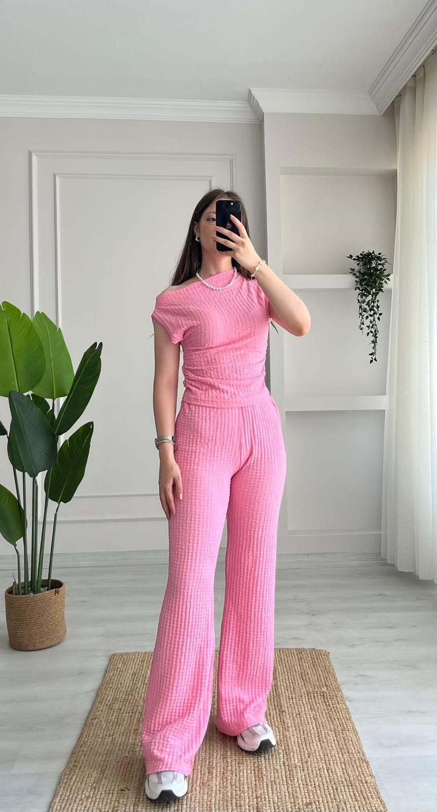 PEMBE
