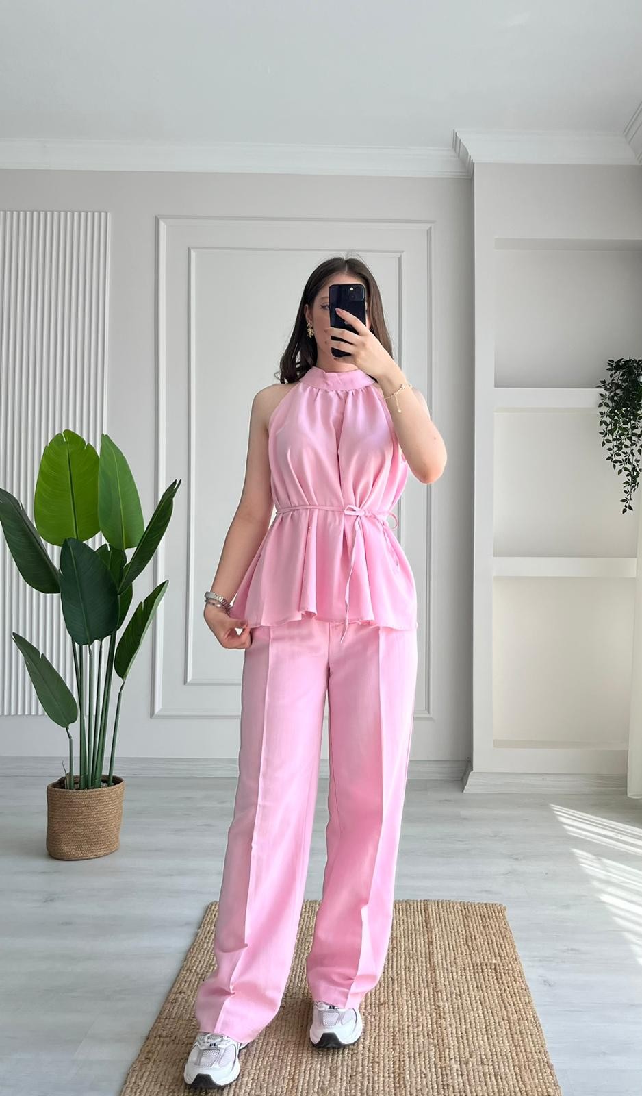 PEMBE
