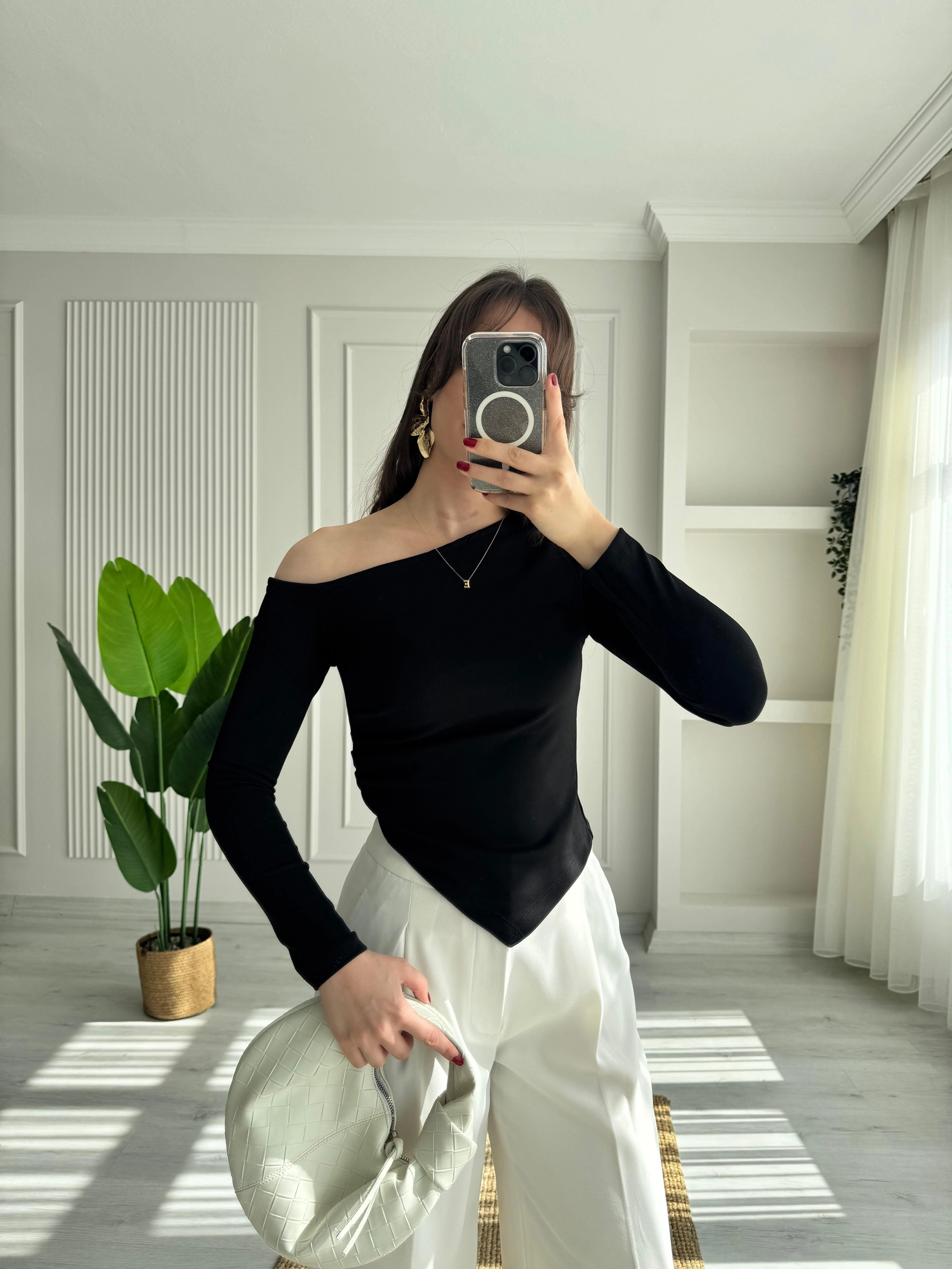 ASİMETRİK YAKA BLUZ 