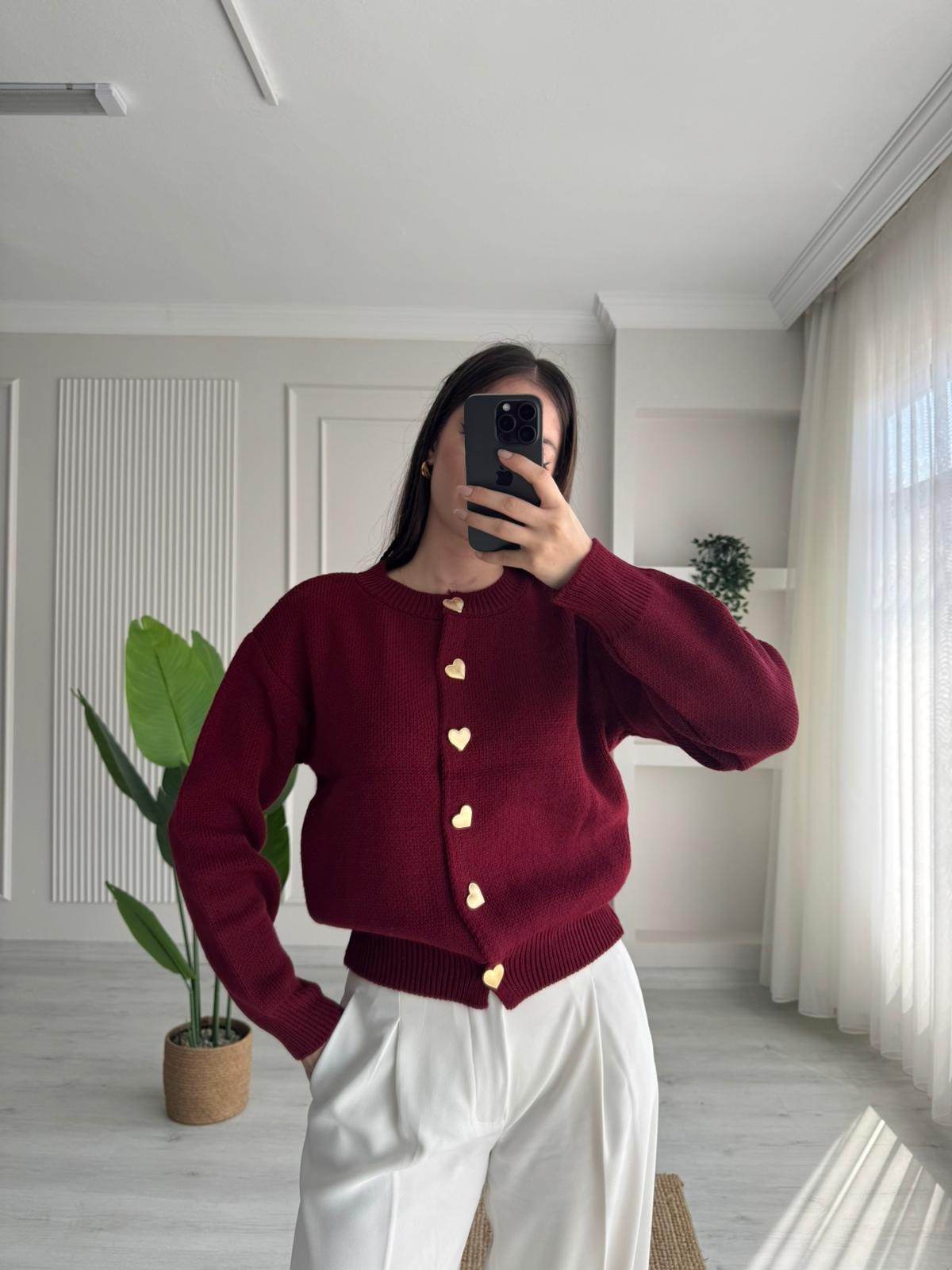 KALP DÜĞMELİ TRİKO HIRKA