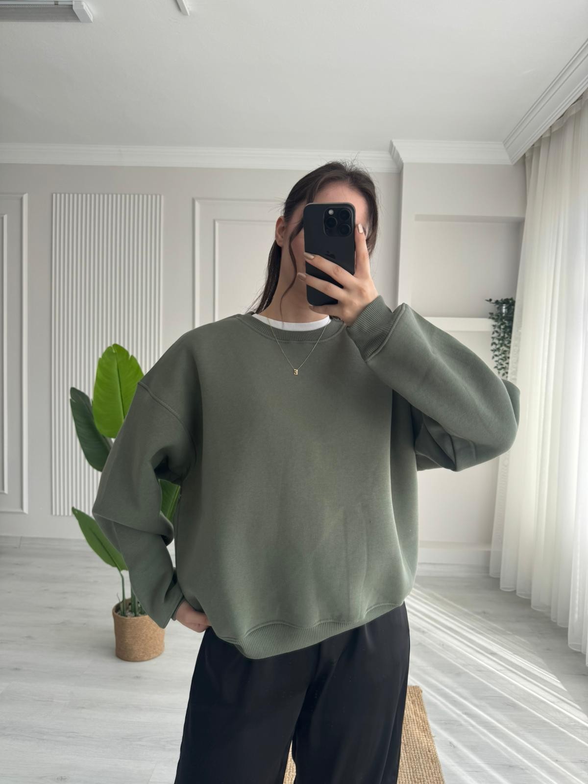 BASİC ÜÇ İPLİK SWEATSHİRT