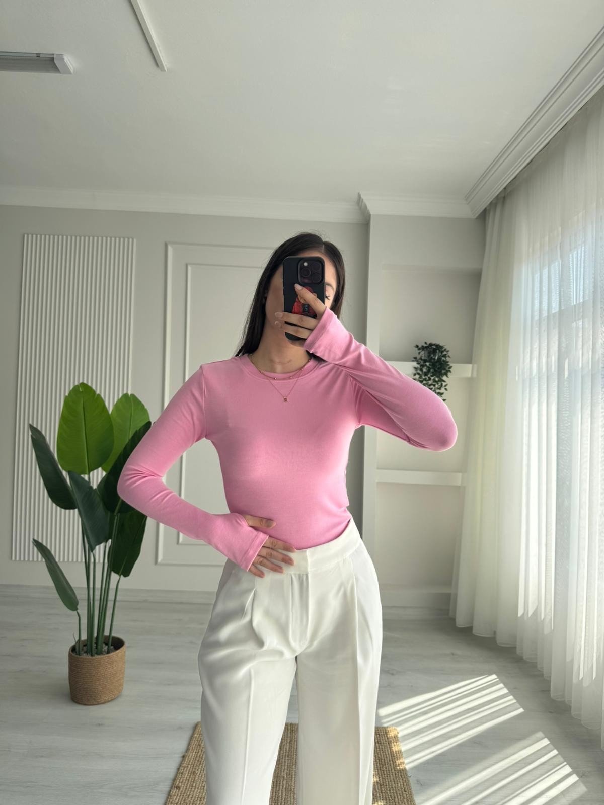 PEMBE