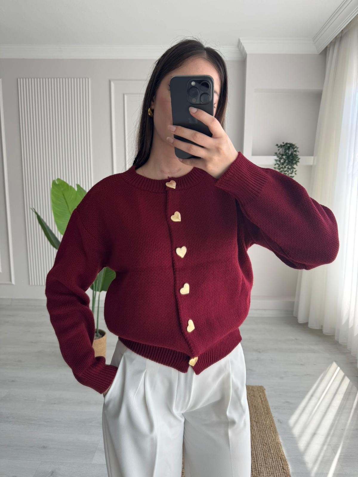 KALP DÜĞMELİ TRİKO HIRKA