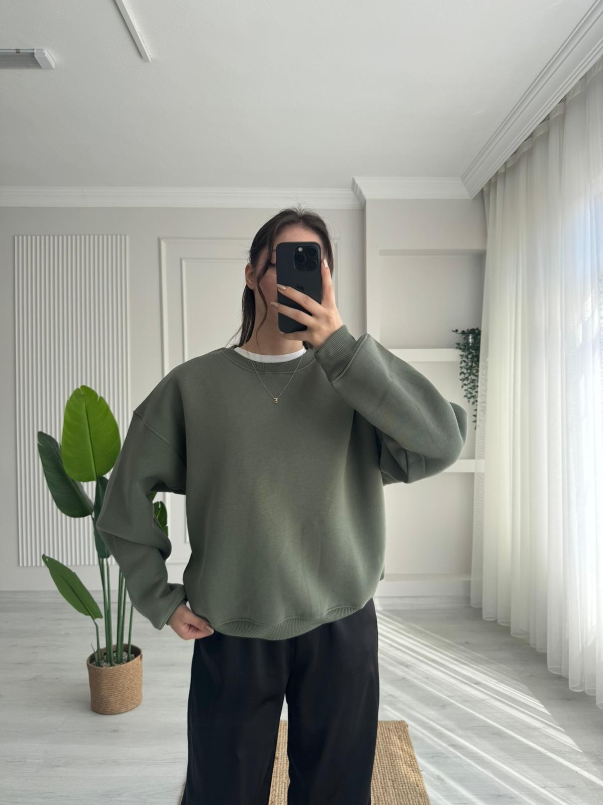 BASİC ÜÇ İPLİK SWEATSHİRT