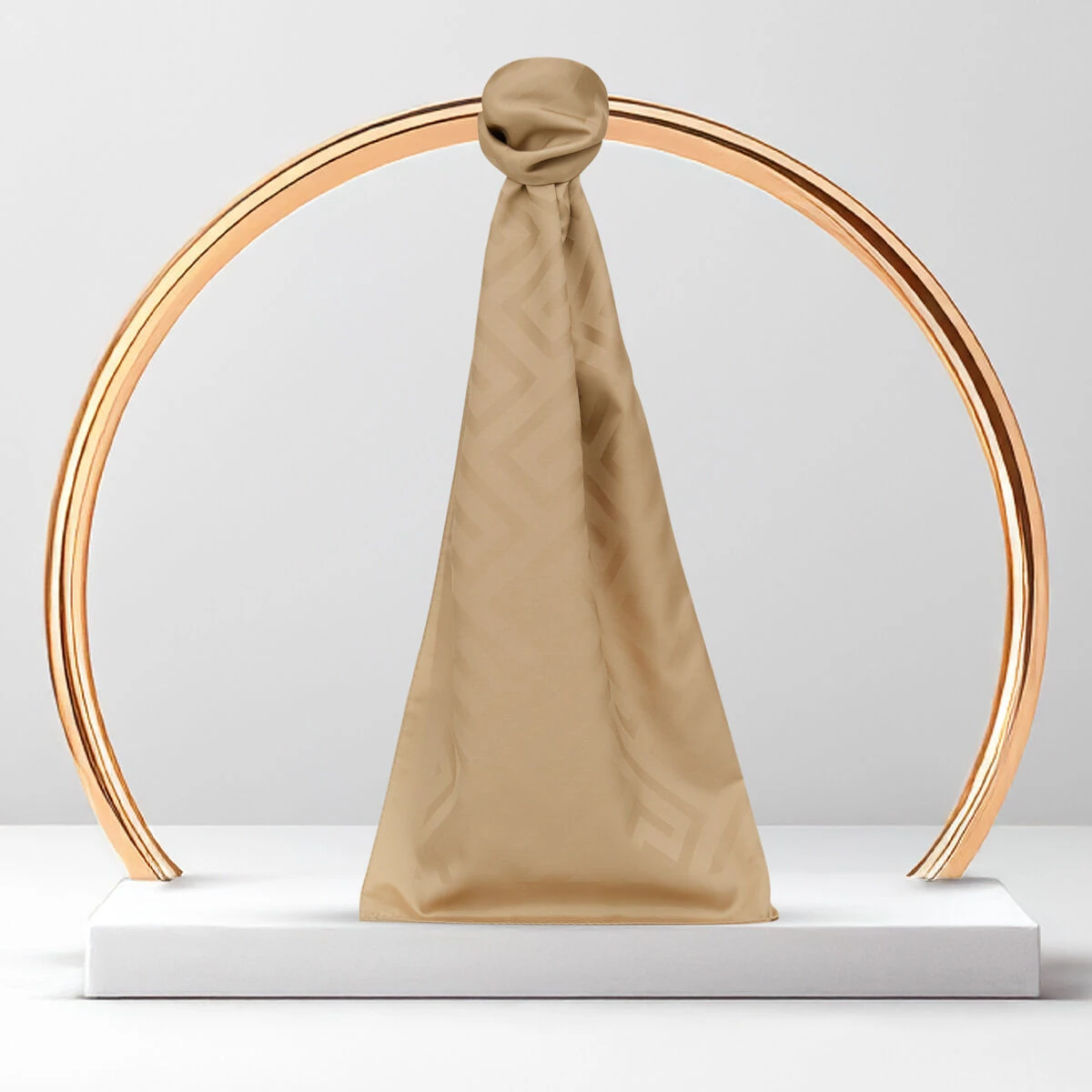 Gold G Desen Jakarlı Yün İpek Şal