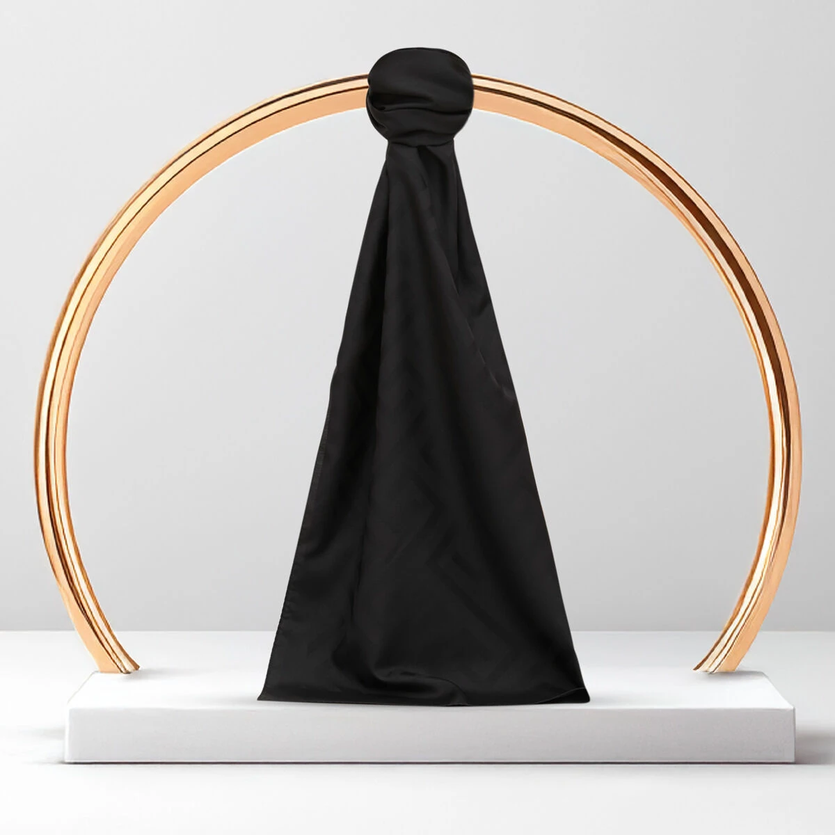 Siyah G Desen Jakarlı Yün İpek Şal