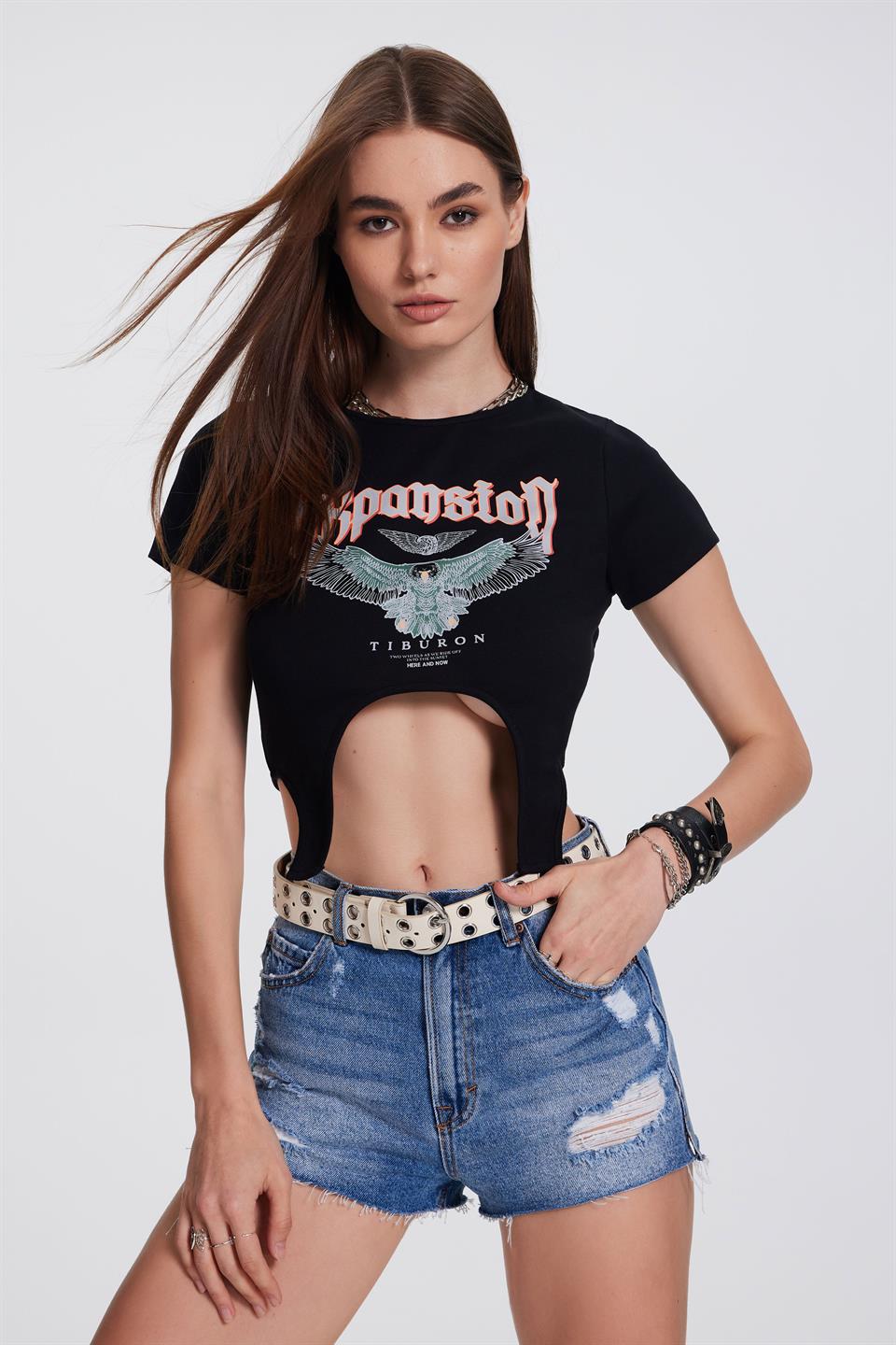 Kadın Tasarım Siyah Crop Tişört