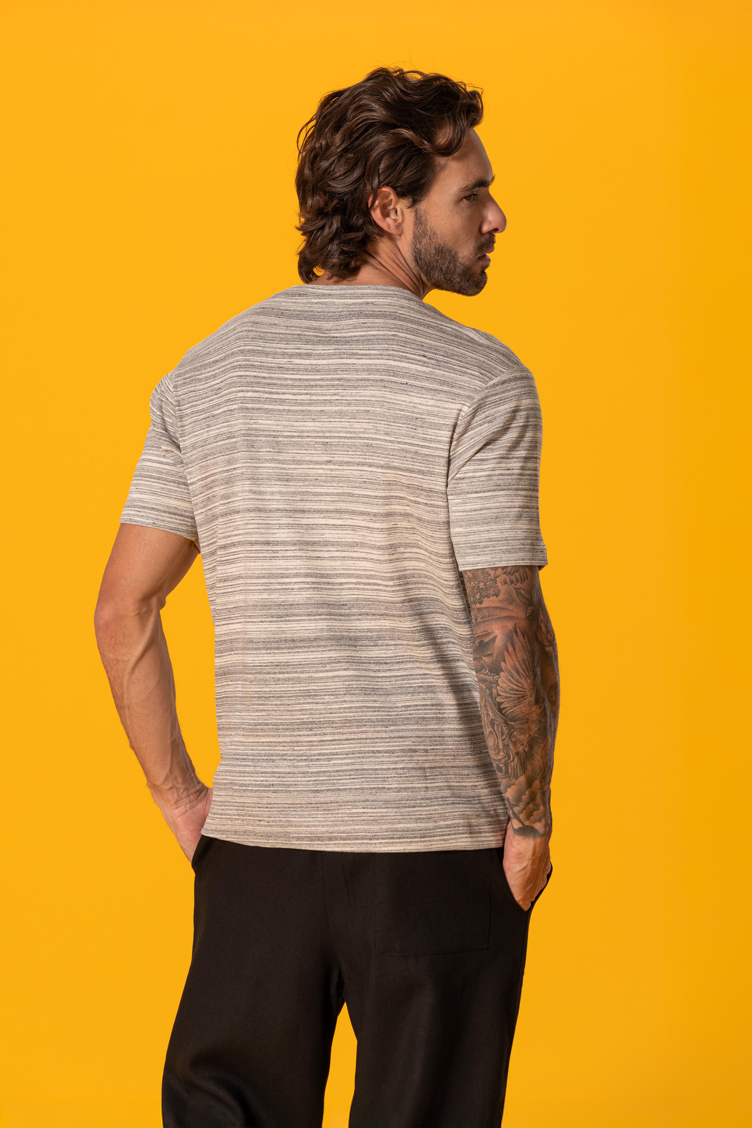Çizgili Bisiklet Yaka Tshirt