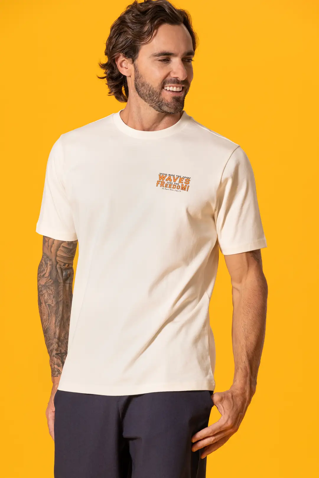 Dalga Baskılı Ekru Regular Tişört