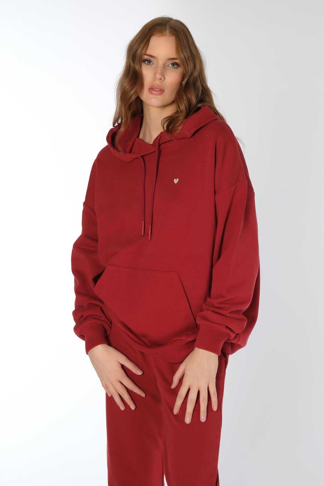 Kırmızı Kapüşonlu Cepli Hoodie