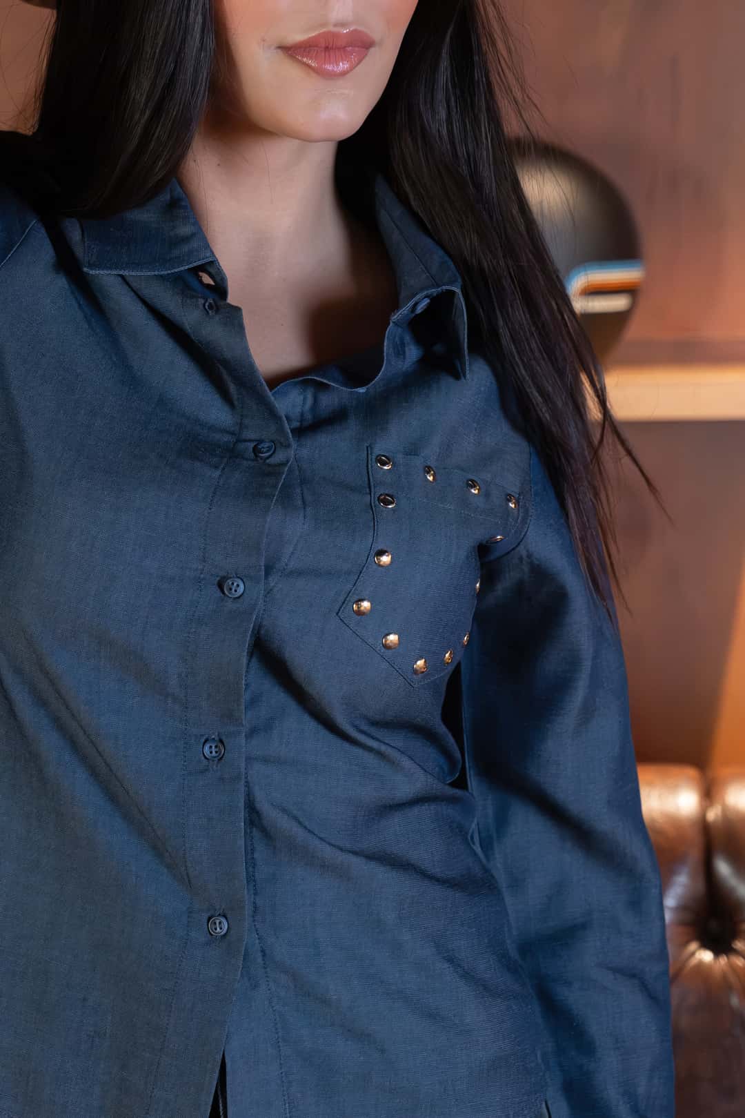 Trok Detaylı Kadın İnce Mavi Denim Gömlek
